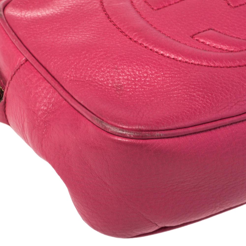 Gucci Pink Leather Small Soho Disco Crossbody Bag In Fair Condition In Dubai, Al Qouz 2
