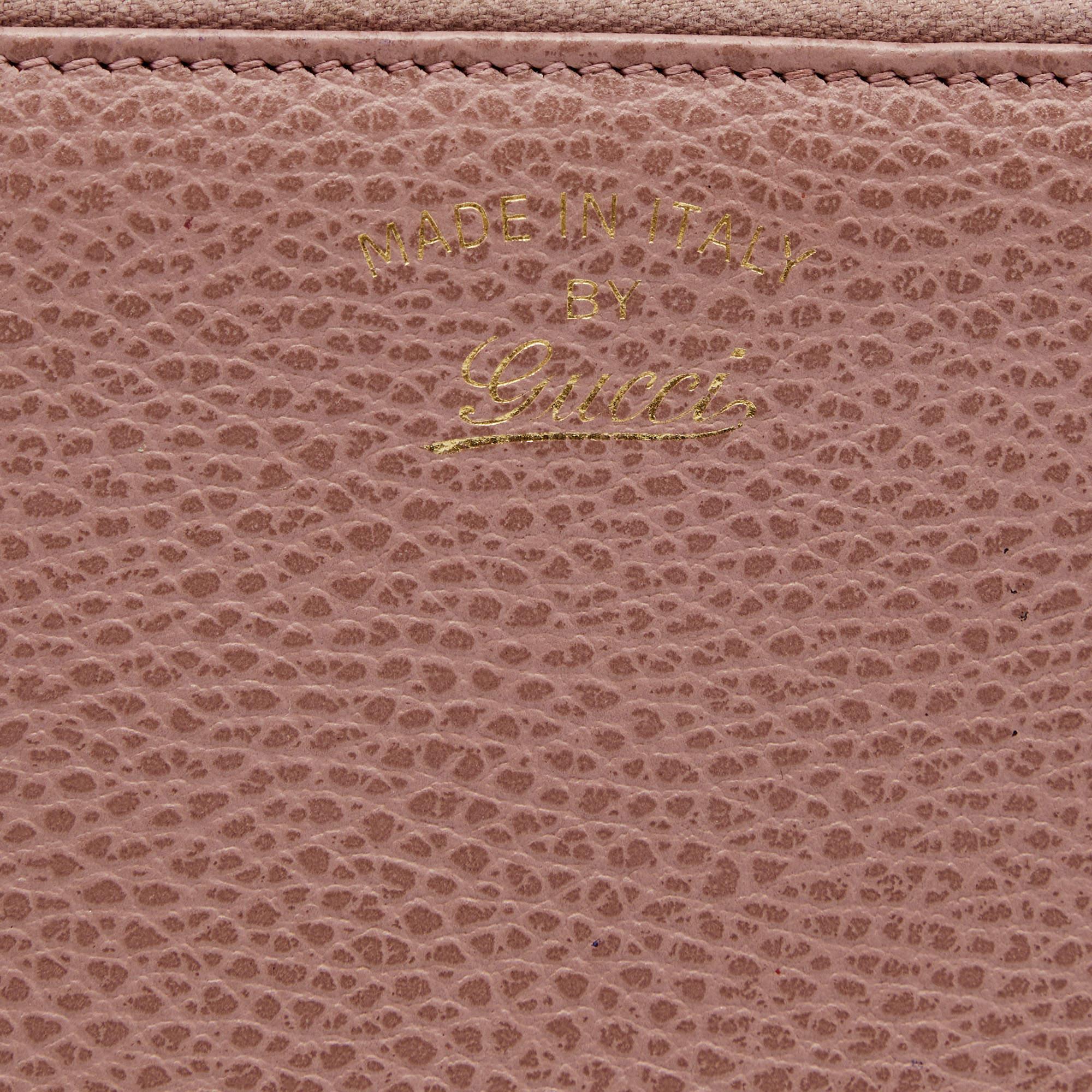 Women's Gucci Pink Leather Swing Zip Around Wallet