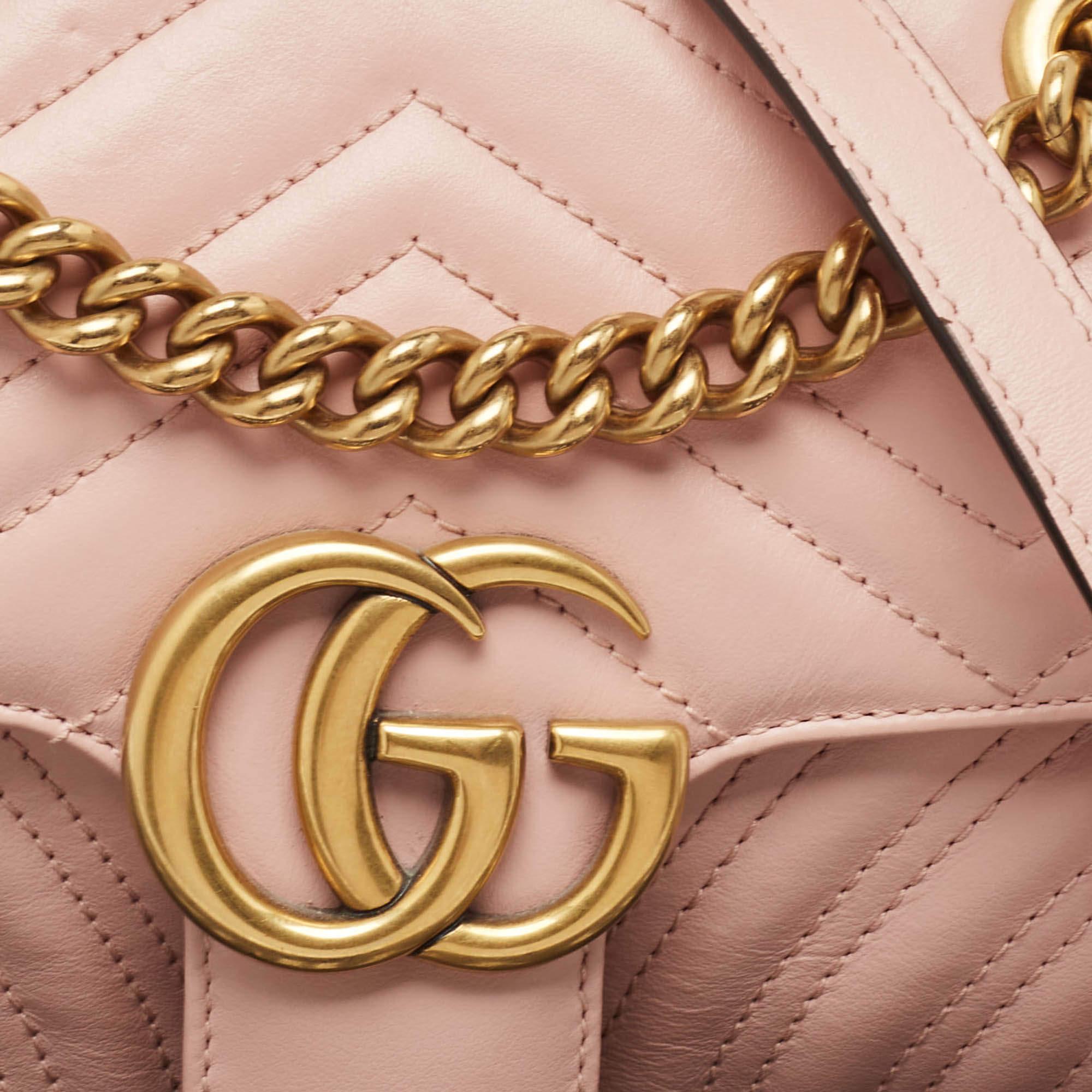 Gucci - Mini sac à bandoulière GG Marmont en cuir matelassé rose Pour femmes en vente