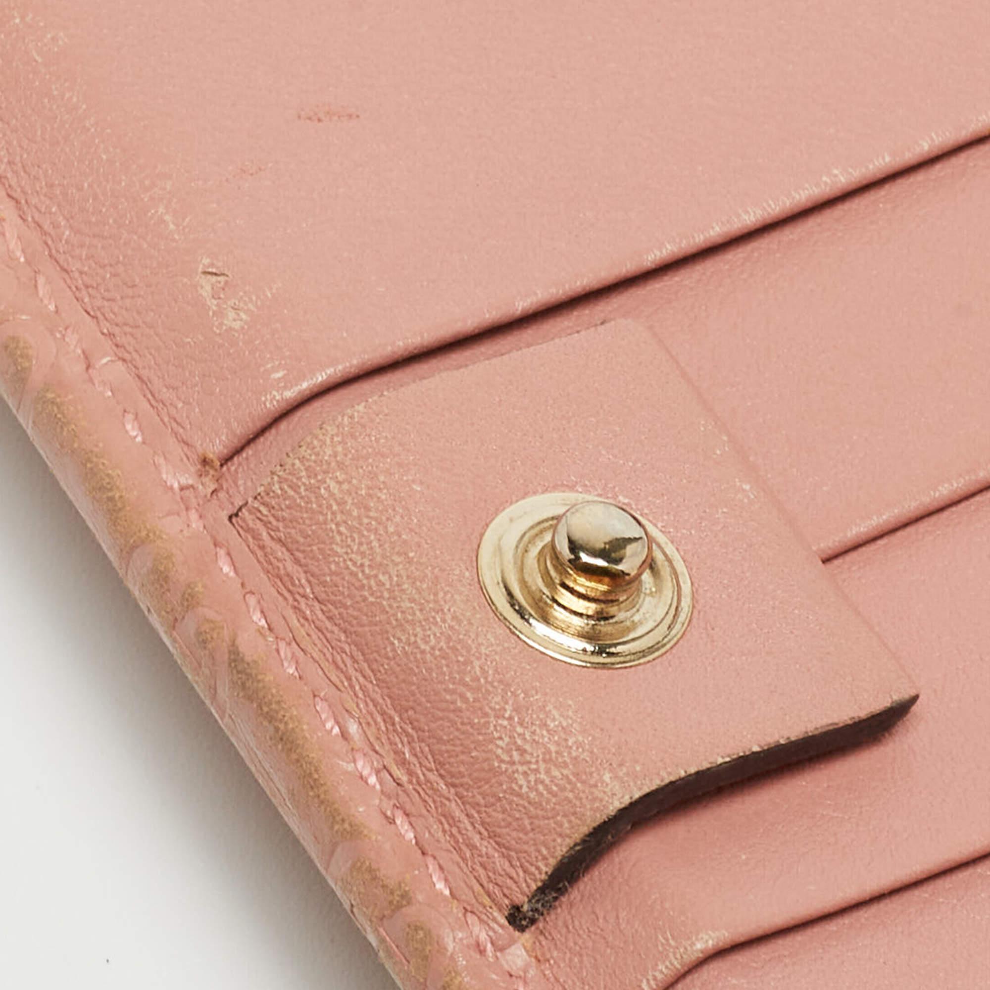 Gucci Pink Microgucissima Leather Flap Continental Wallet For Sale 2