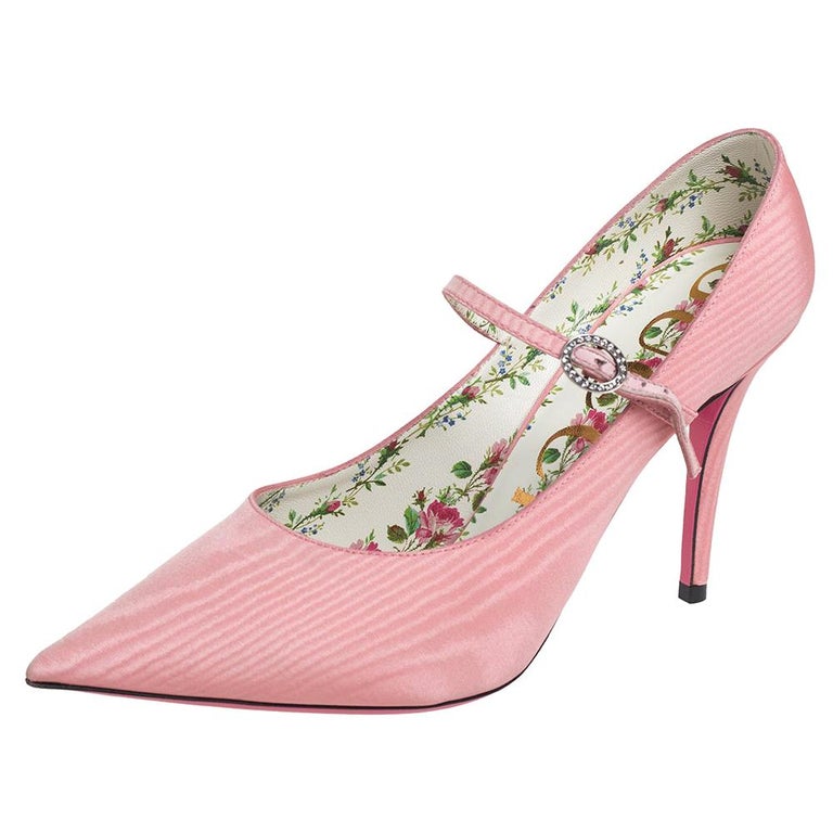 klar venlige retfærdig Gucci Pink Nylon Virginia Mary Jane Pumps Size 38 at 1stDibs | gucci pink  mary janes, gucci pink heels, jane nylon