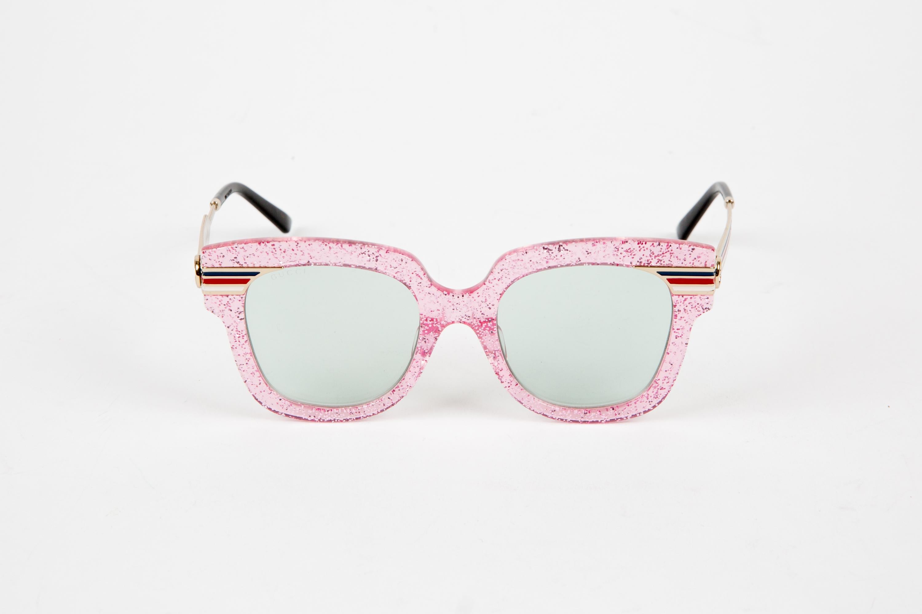 Gucci Pink Oversize Frame Sunglasses For Sale 3