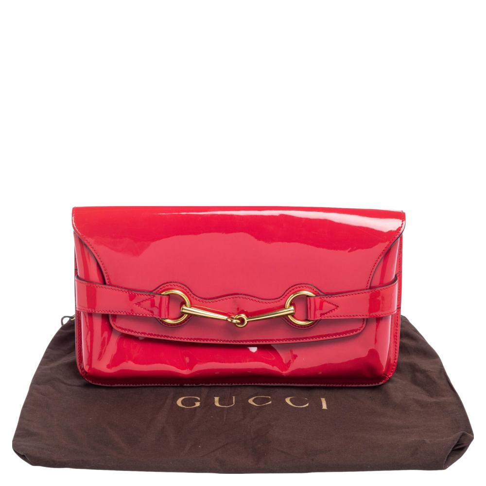 Gucci Pink Patent Leather Bright Bit Clutch In Good Condition In Dubai, Al Qouz 2