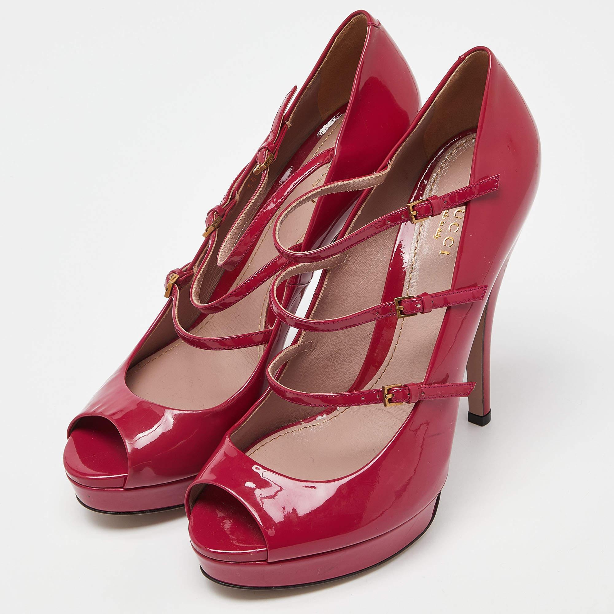 Exhibit an elegant style with this pair of pumps. These elegant shoes are crafted from quality materials. They are set on durable soles and sleek heels.