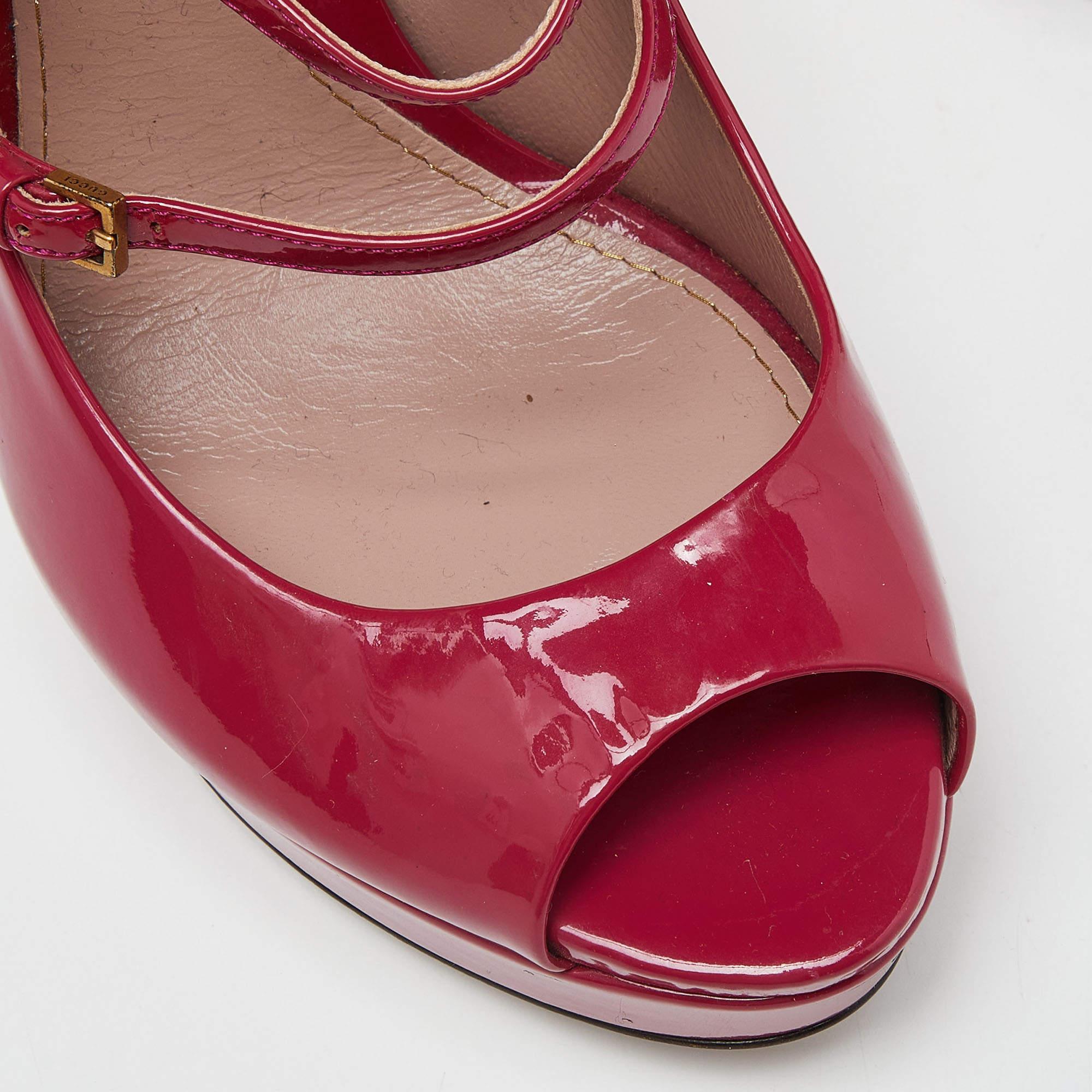 Gucci Pink Patent Leather Buckle Strappy Peep Toe Platform Pumps Size 40 For Sale 2