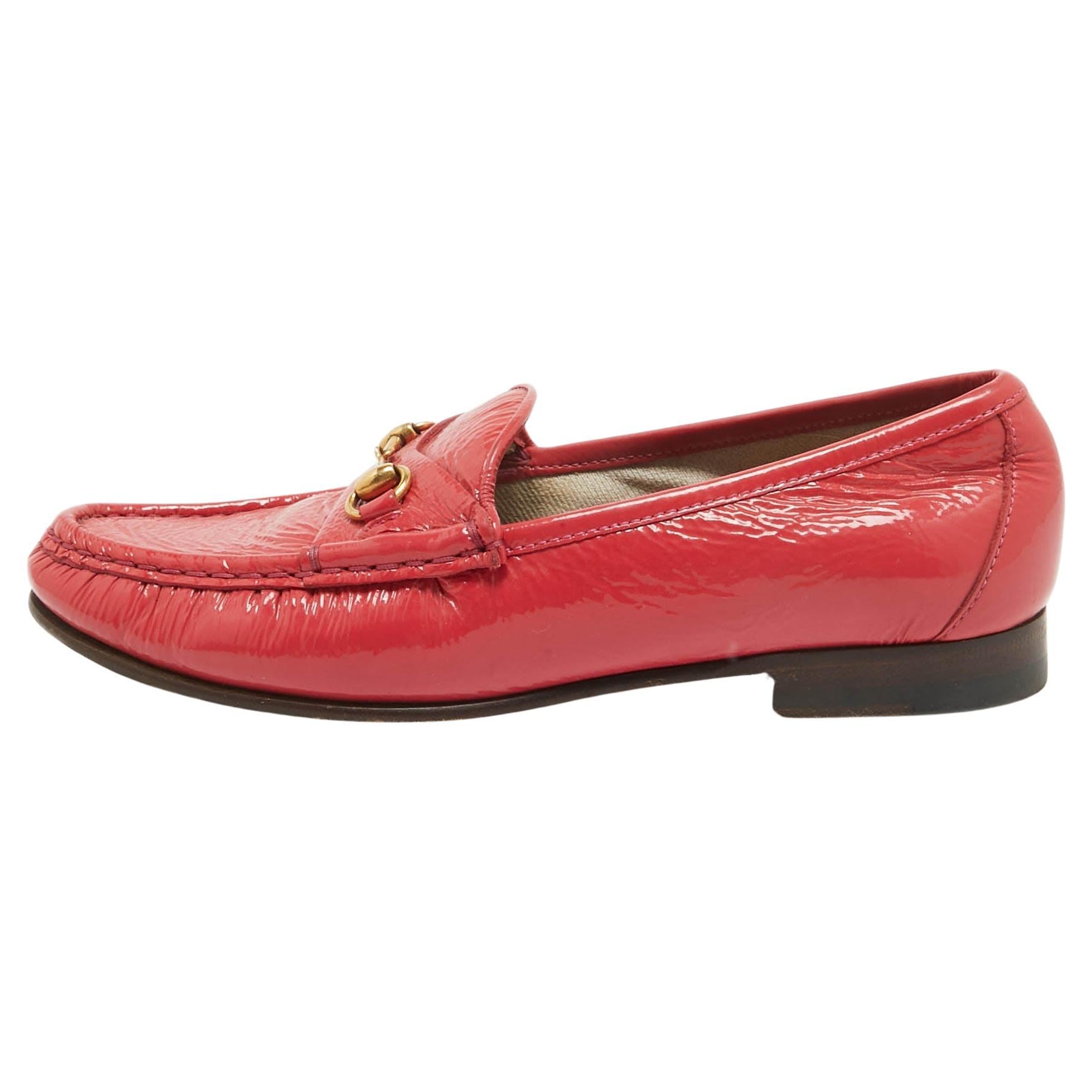 Gucci Pink Patent Leather Horsebit Loafers Size 36 For Sale