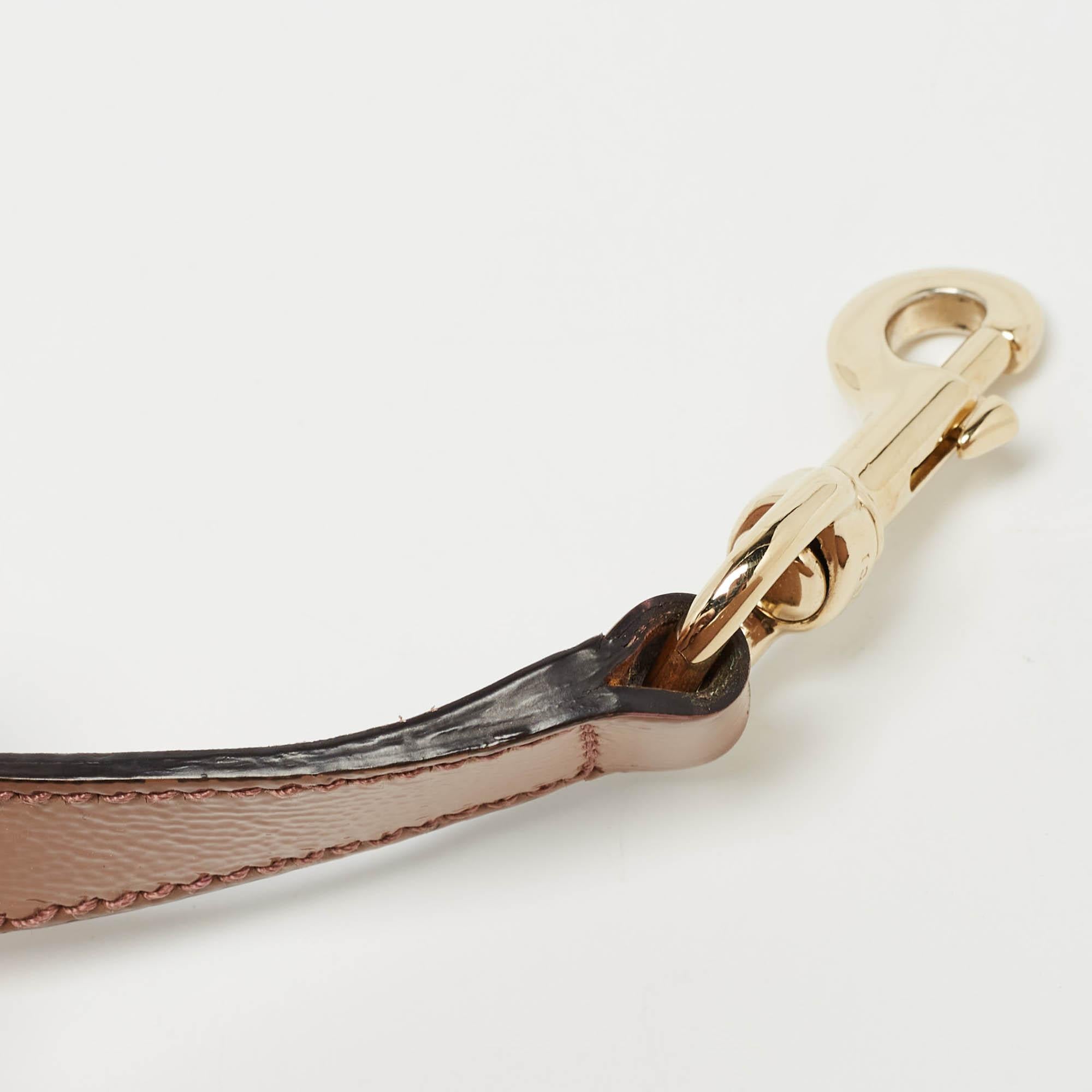 Sac cabas Soho de travail en cuir verni rose Gucci en vente 2