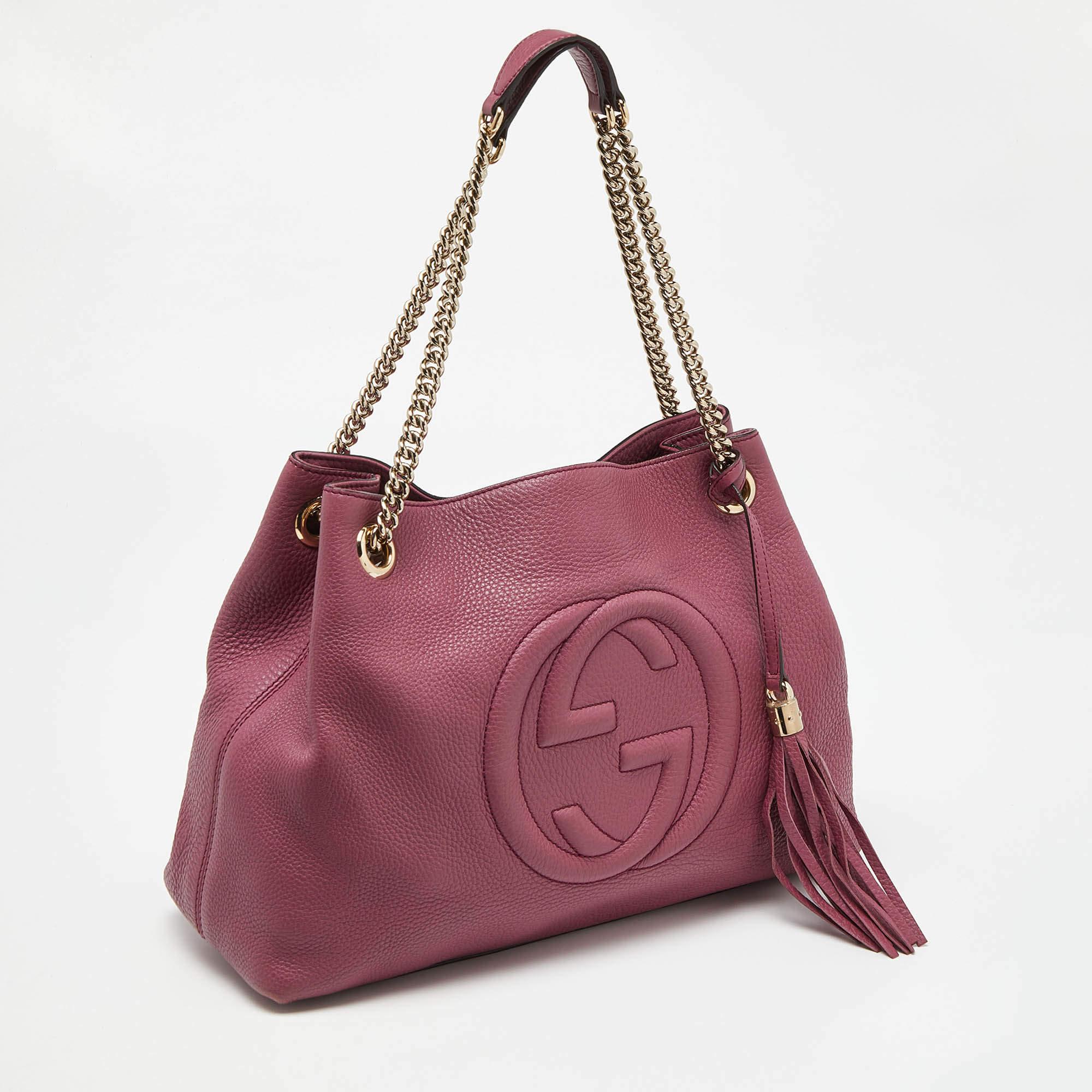 Gucci Pink Pebbled Leather Medium Soho Chain Tote In Good Condition For Sale In Dubai, Al Qouz 2