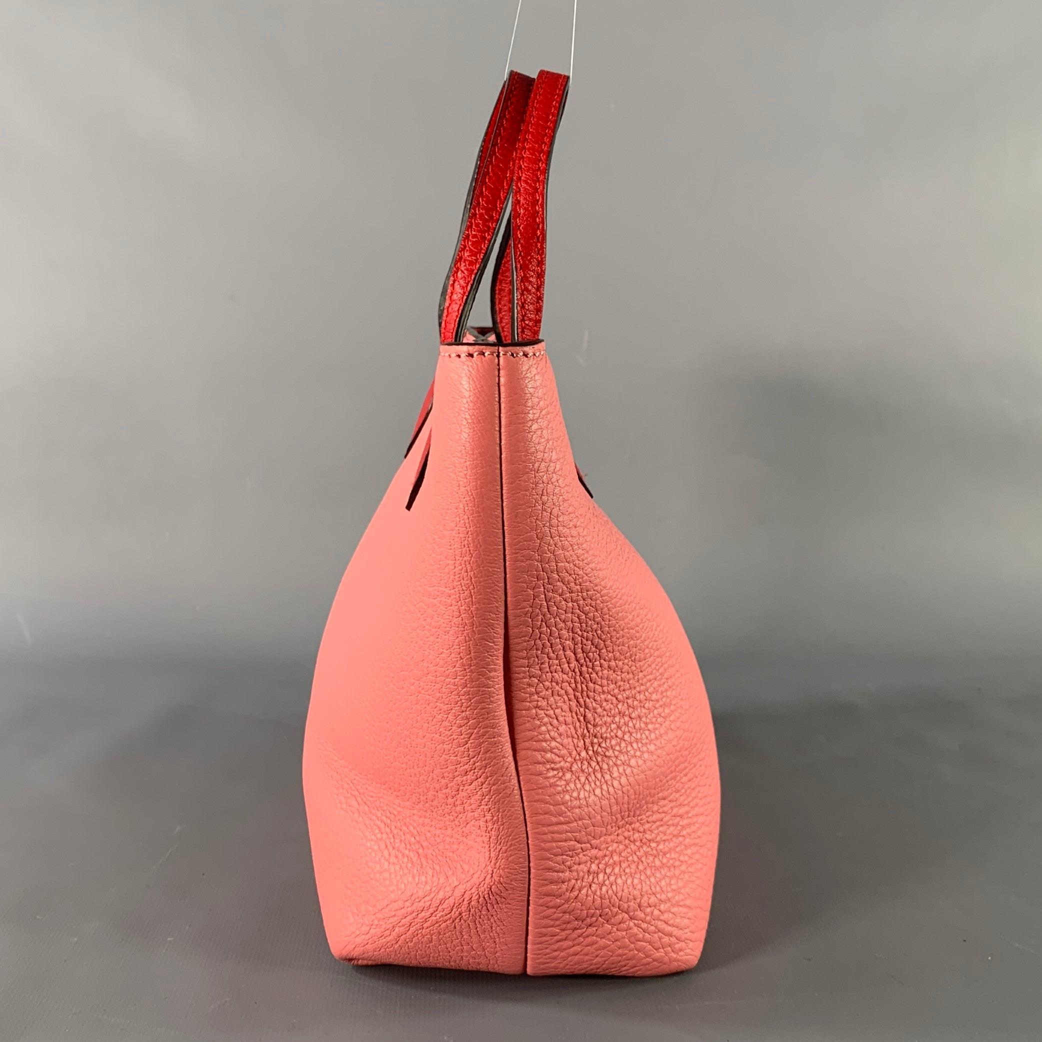 GUCCI Pink Red Heart Pebble Grain Leather Mini Tote Handbag In Good Condition For Sale In San Francisco, CA