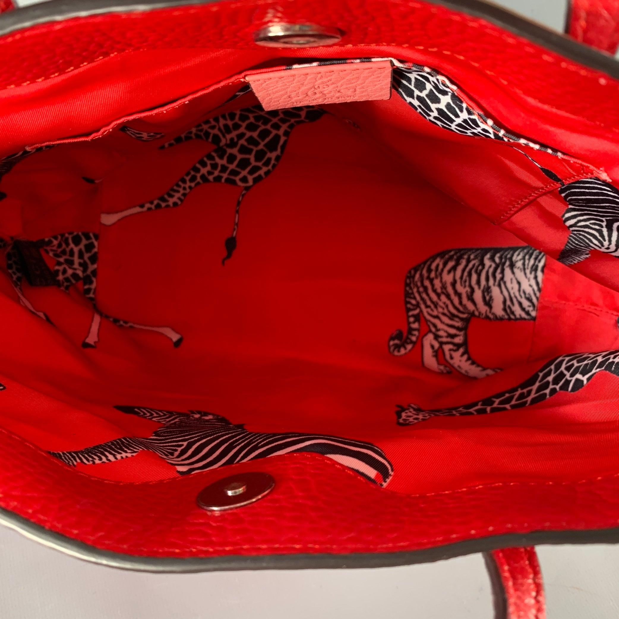 GUCCI Pink Red Heart Pebble Grain Leather Mini Tote Handbag For Sale 2