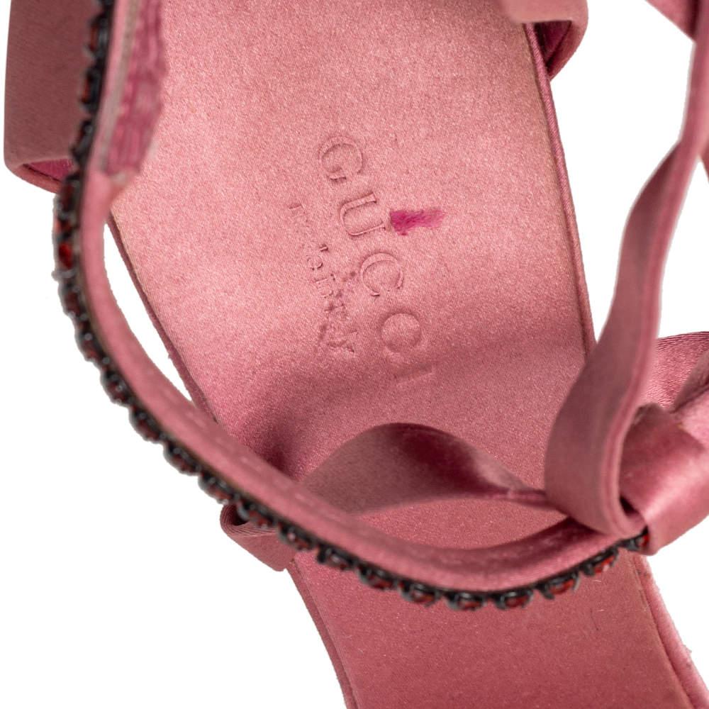 Gucci Pink Satin Crystal Embellished Ankle Wrap Sandals Size 38.5 For Sale 2