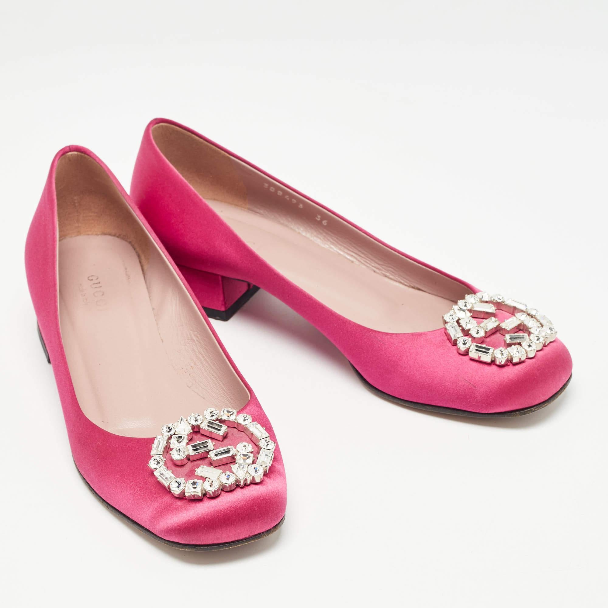 Women's Gucci Pink Satin Crystal Embellished Interlocking G Pumps Size 36