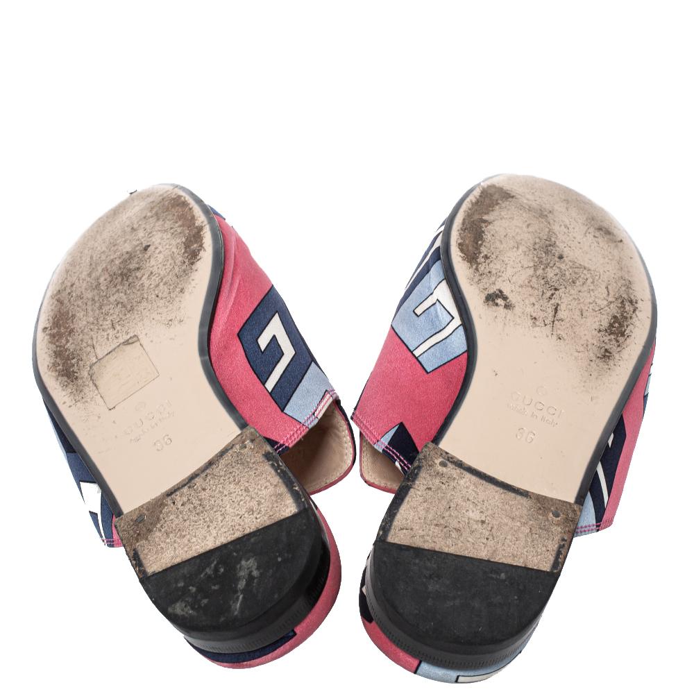 Gucci Pink Satin Princetown Horsebit Mules Sandals Size 36 In Good Condition In Dubai, Al Qouz 2