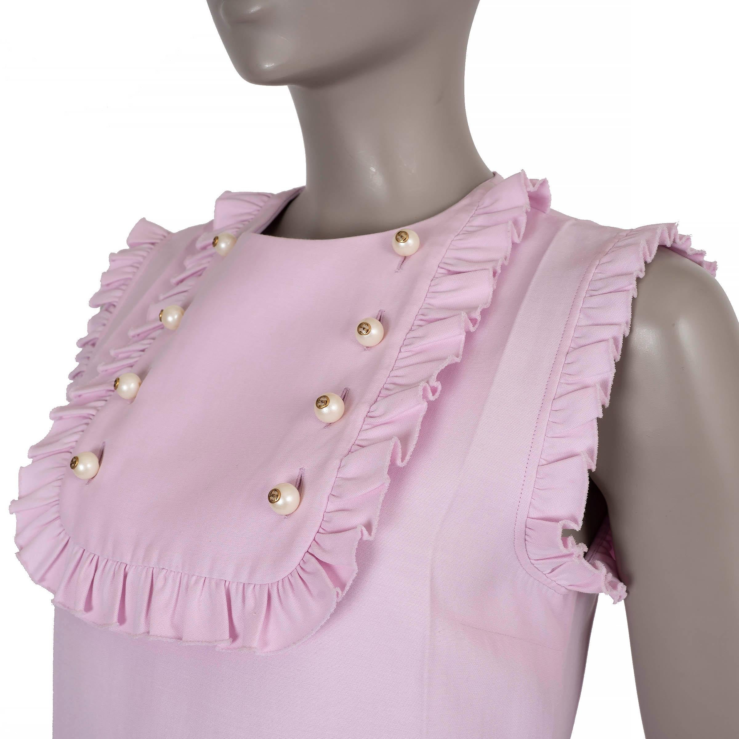 Gucci rose soie et coton 2016 PEARL BUTTONED BIB MINI Robe 40 S Pour femmes en vente