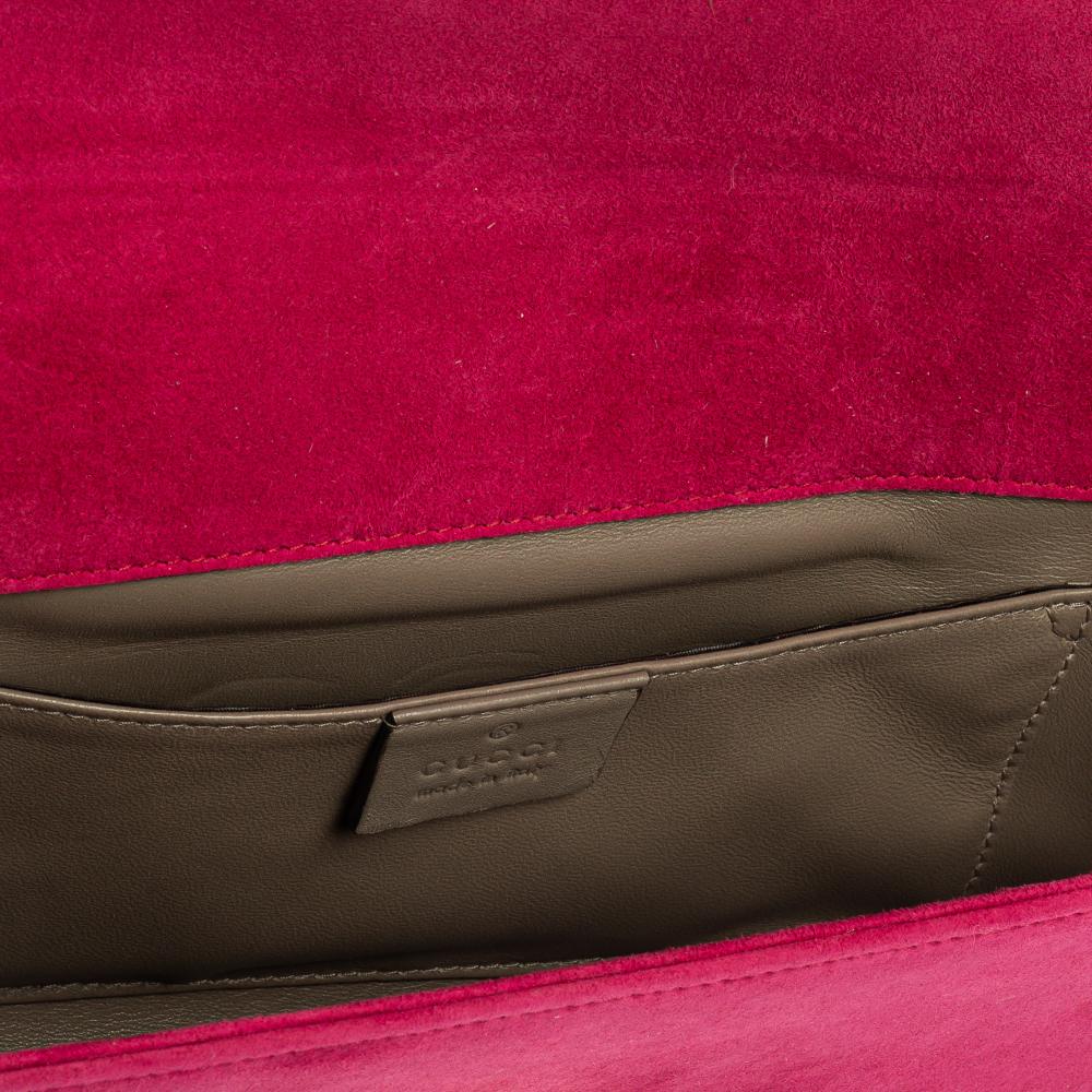 Gucci Rosa Wildleder Broadway GG Crystal Closure Clutch 1