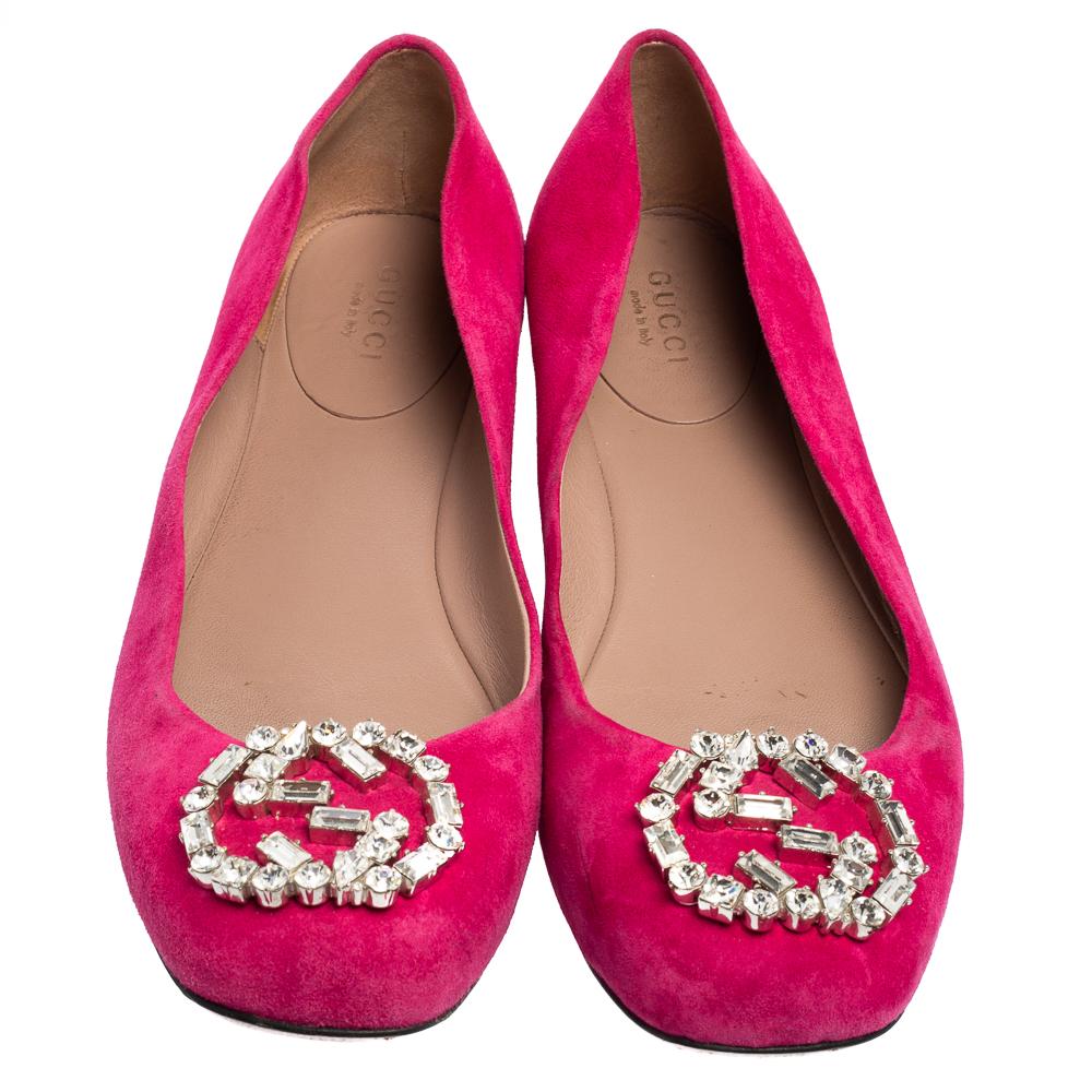 Gucci Pink Suede Crystal GG Ballet Flats Size 38 In Good Condition In Dubai, Al Qouz 2