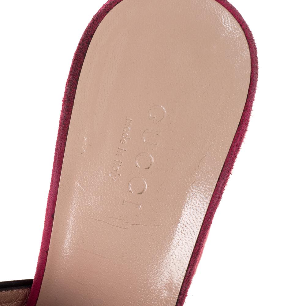 Gucci Pink Suede Leather GG Marmont Fringe Detail Open Toe Sandals Size 37 In Good Condition In Dubai, Al Qouz 2