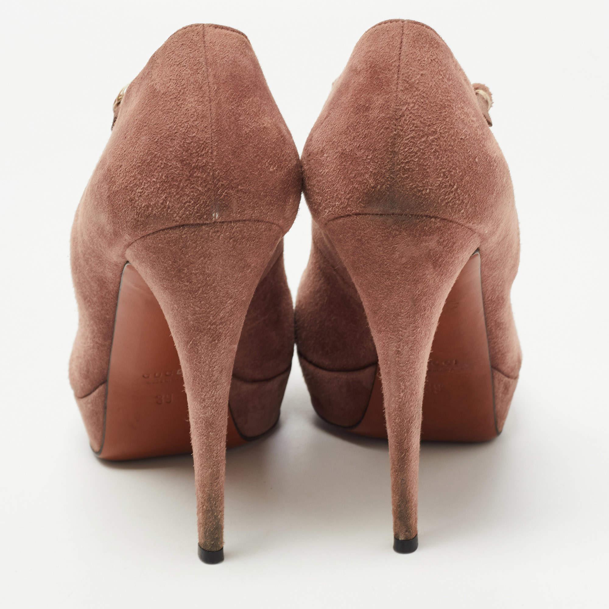 Gucci Pink Suede Peep Toe Platform T-Strap Pumps Size 39 For Sale 2