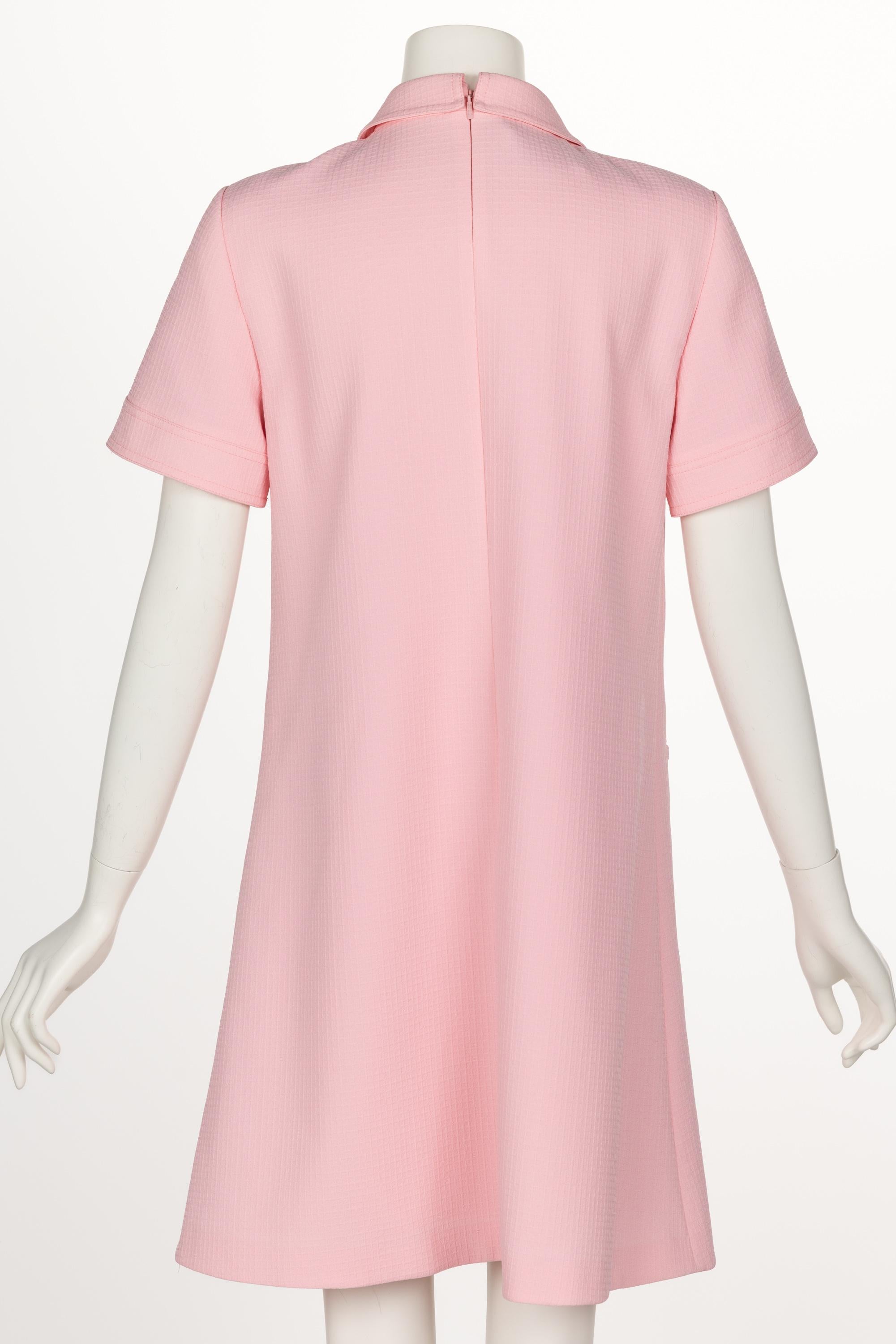 Women's Gucci Pink Textured Chain Trim Mini Polo Dress New w/ Tags For Sale