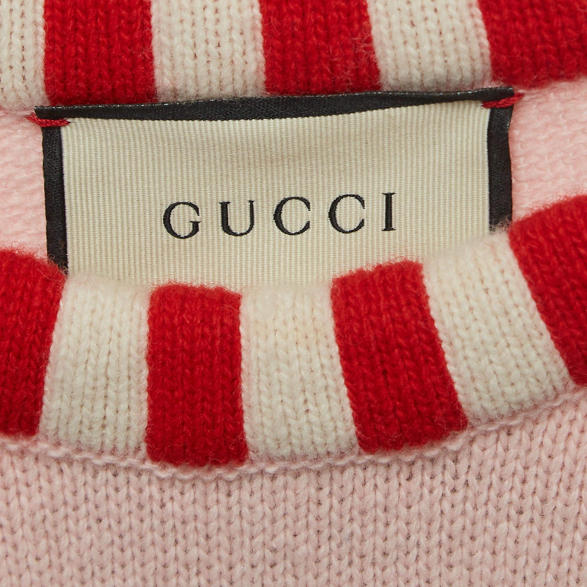 Gucci Pullover aus rosa Wolle mit Tigerintarsien und Intarsien in Rosa, M im Zustand „Hervorragend“ im Angebot in Dubai, Al Qouz 2