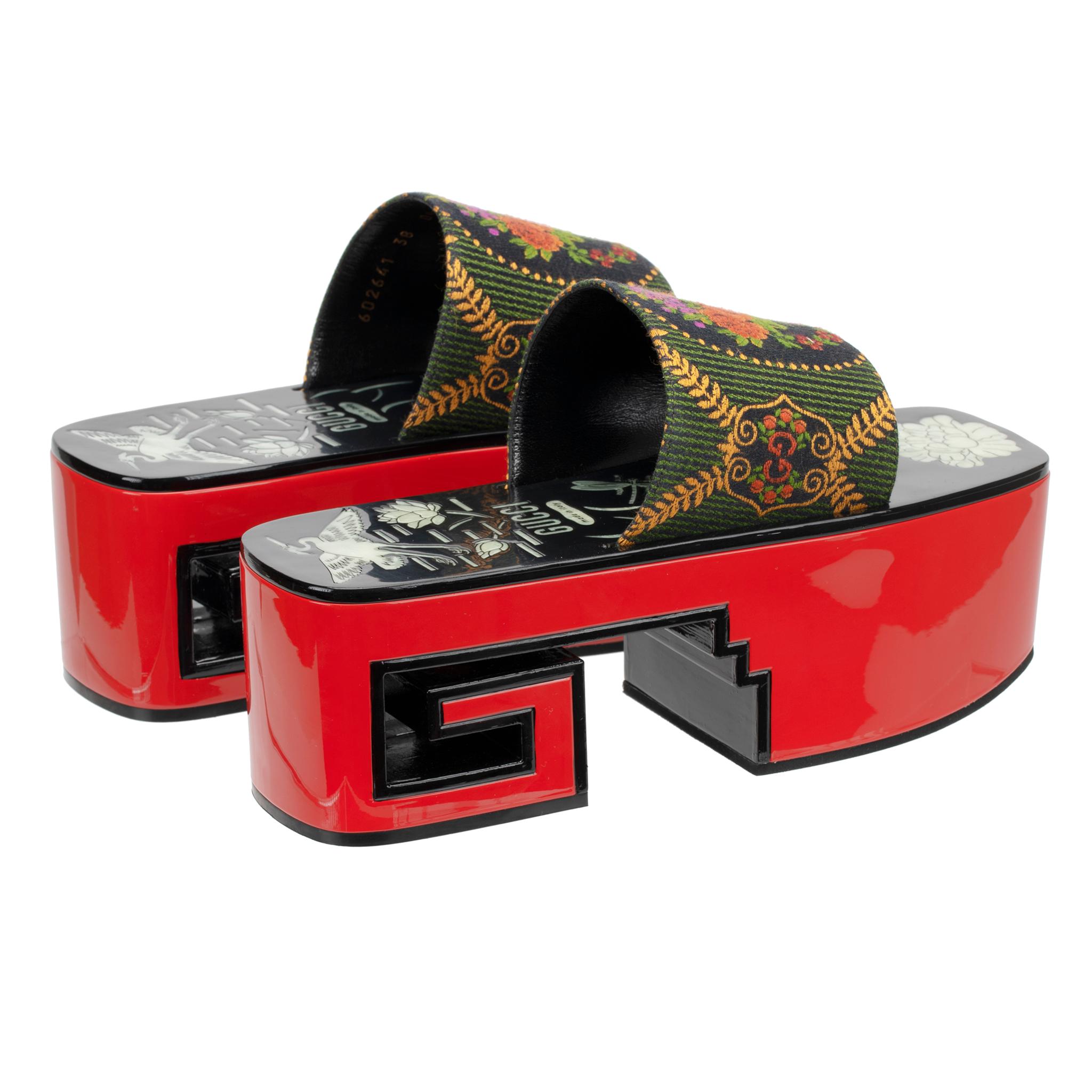 Gucci Platform Rose Slides Red 38 IT In New Condition For Sale In DOUBLE BAY, NSW