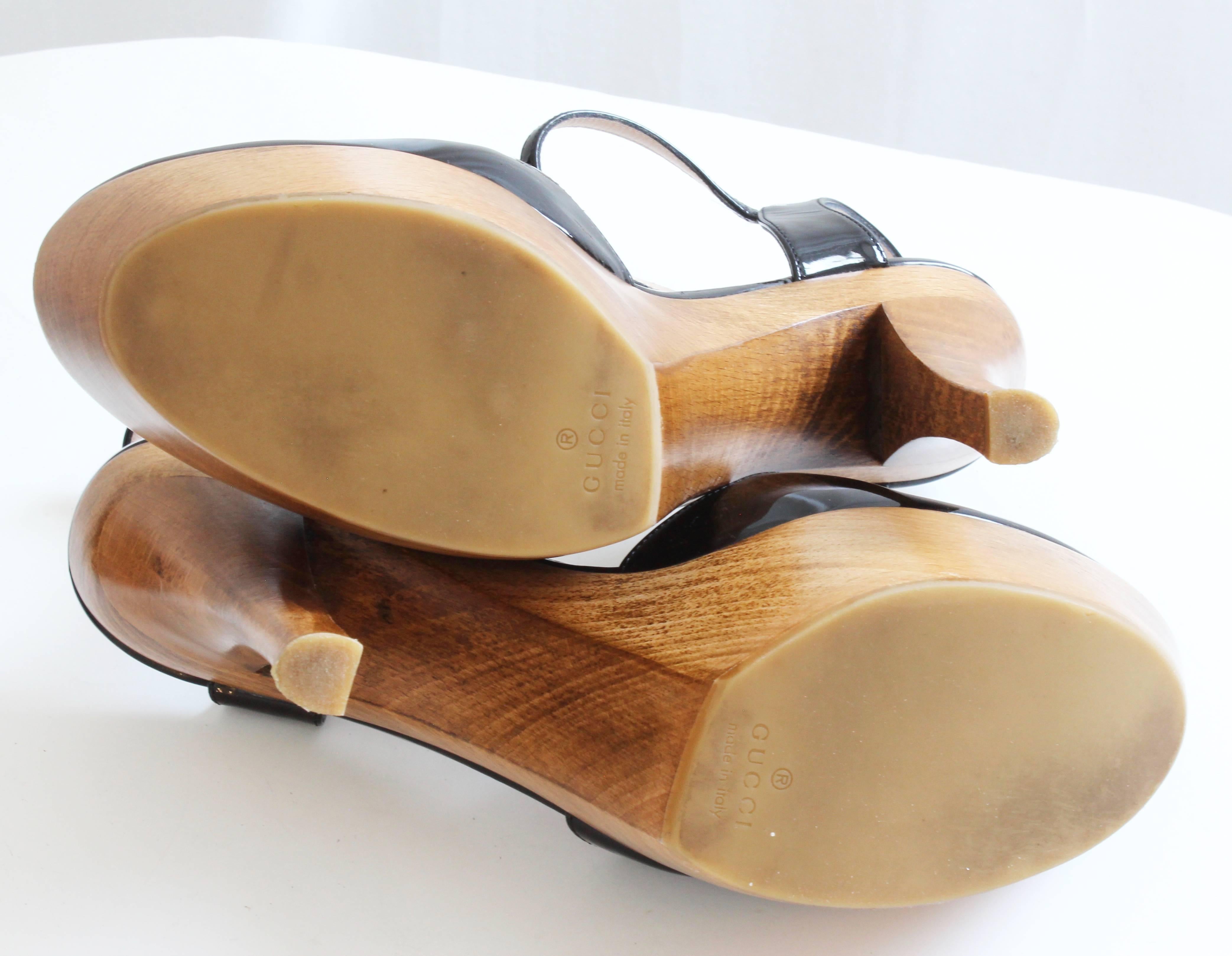 Gucci Platform Shoes Black Patent Leather Ankle Strap Wood Heel in Box sz 38  en vente 6