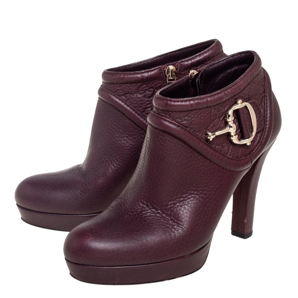 Women's Gucci Plum Leather Hasler Buckle Ankle Booties Size 38 For Sale