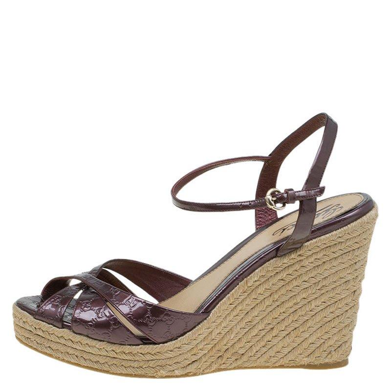 Gucci Plum Purple Patent Micro Guccissima Penelope Espadrille Wedges Size 40 In Good Condition In Dubai, Al Qouz 2