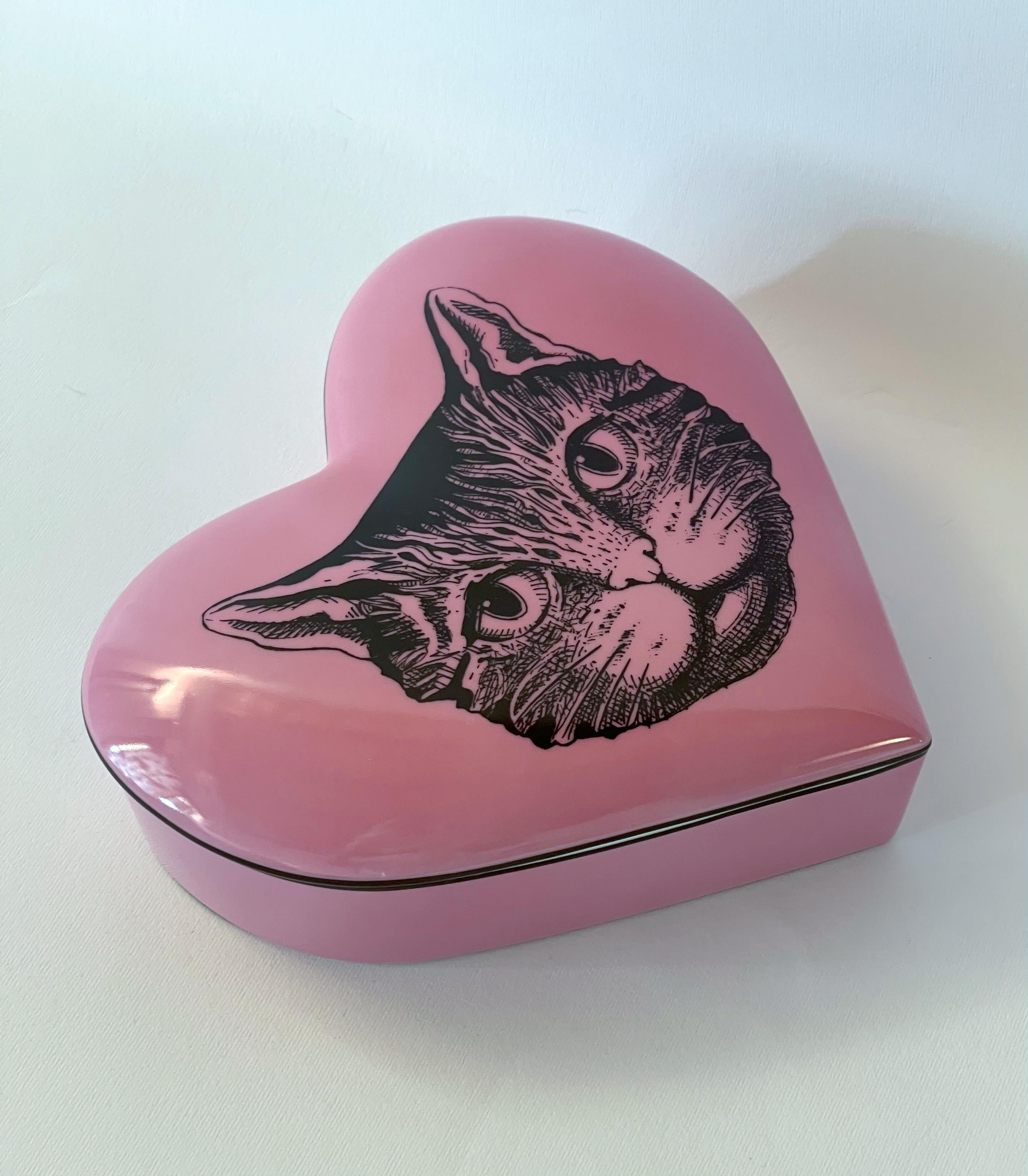Caja de porcelana GUCCI con estampado de gato místico en Excelente estado para la venta en Los Angeles, CA