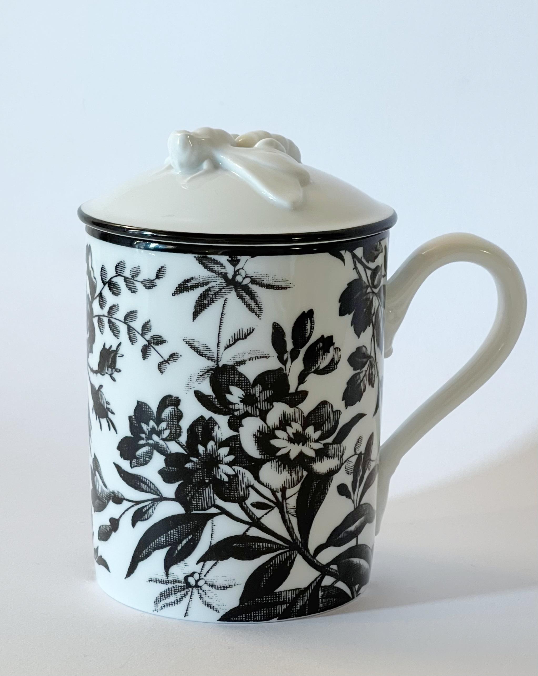 Gucci white porcelain mug with flowers encircling the cup and a bee on the lid, from Richard Ginori 1735 collection / Made in Italy
Original stamp on the base / comes in original box
Diameter: 3 inches, height 5 inches
1 available in stock in
