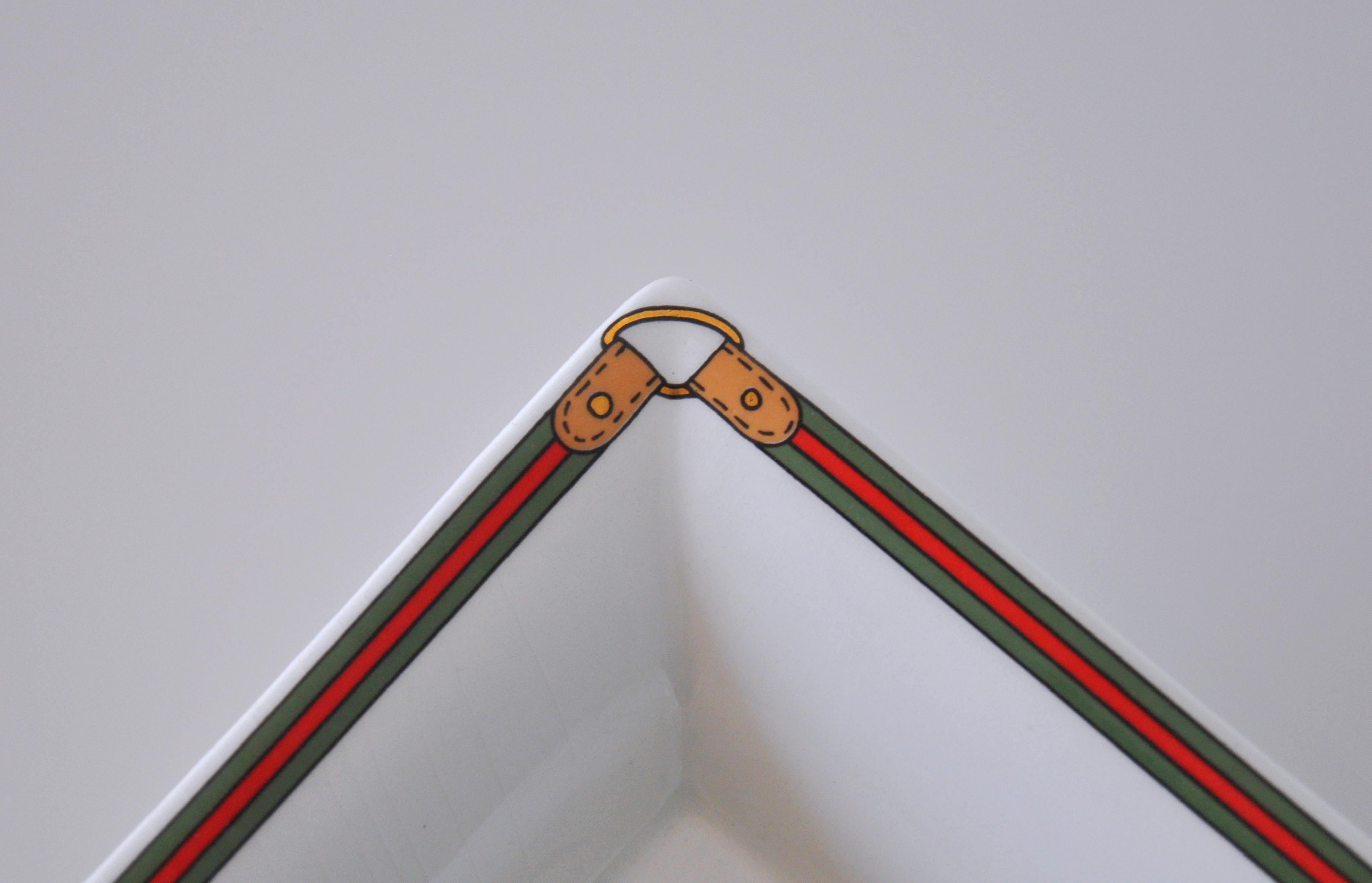 gucci ash tray