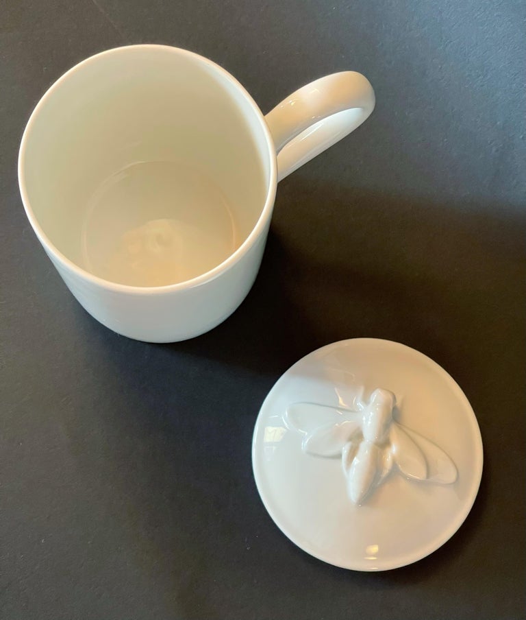 Gucci Porcelain Mug by Richard Ginori with Bee Lid, Made in  display picture 1