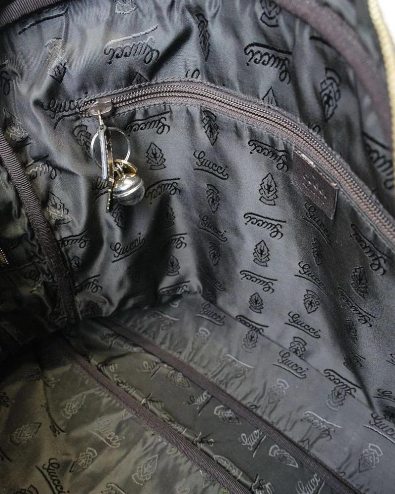Gucci Document Holder GG Supreme Brown For Sale 7