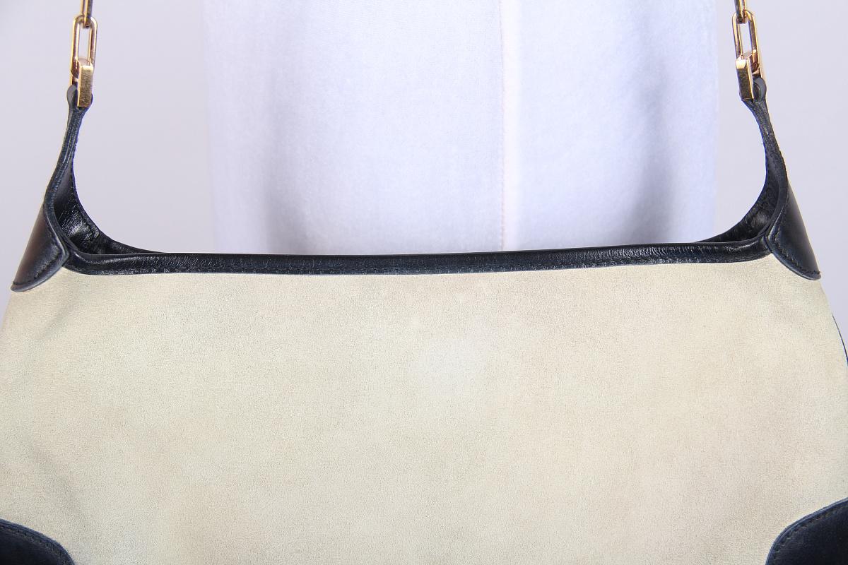Gucci Pre-Owned 20th Century Suede Tiger Head shoulder bag im Zustand „Gut“ im Angebot in Алматинский Почтамт, KZ