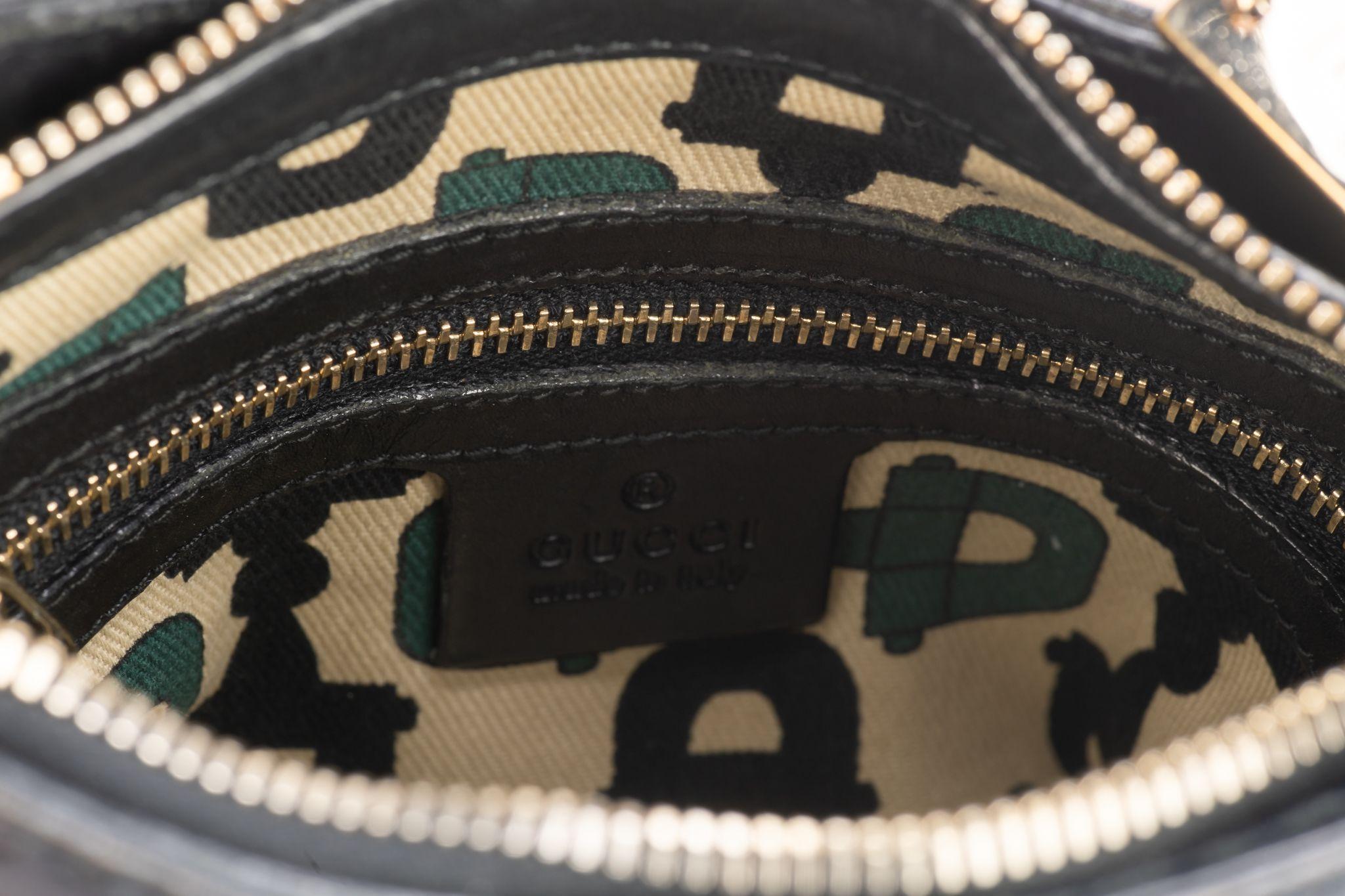 Gucci Preloved Black GG Shoulder Bag For Sale at 1stDibs preloved