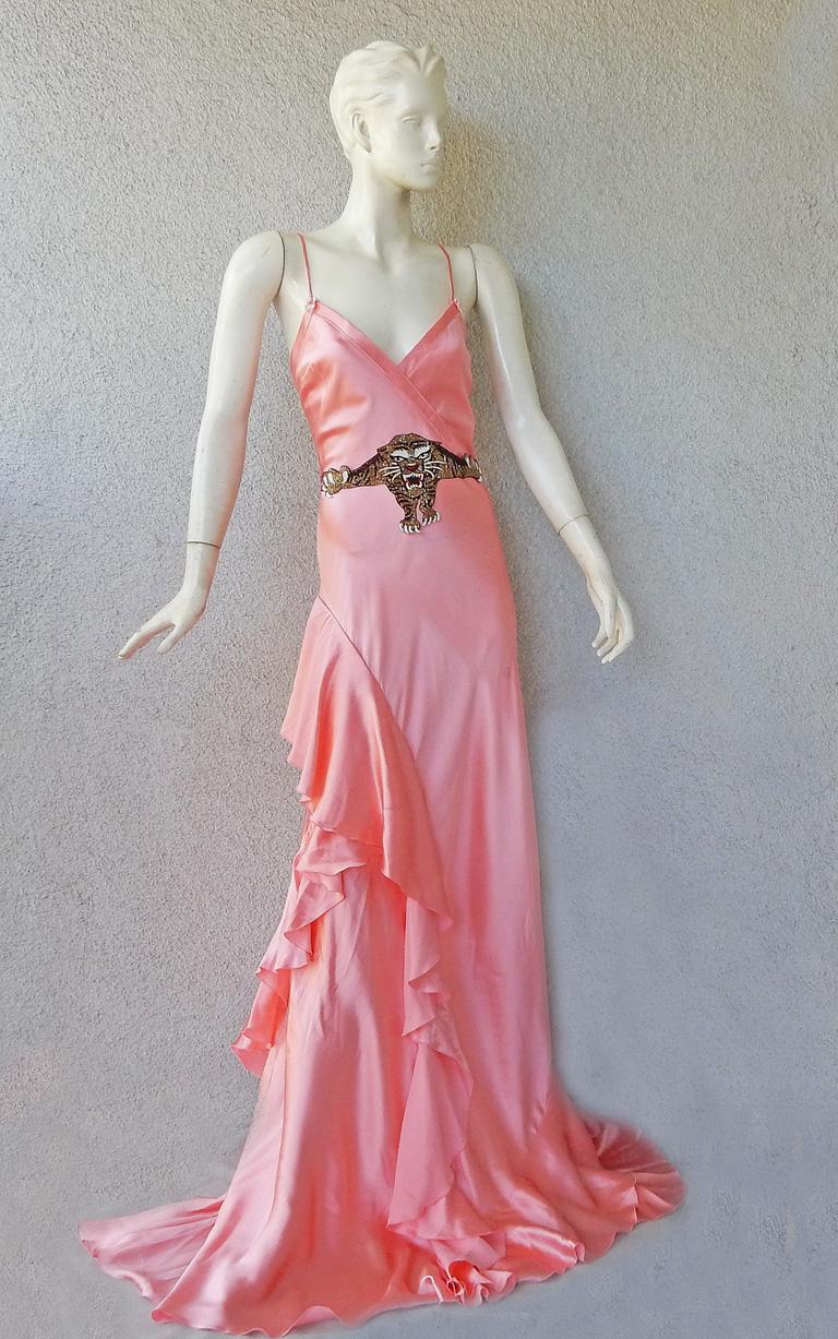 Gucci „Pretty in Pink“ Schräg geschnittenes Laufsteg-Kleid  im Angebot 2