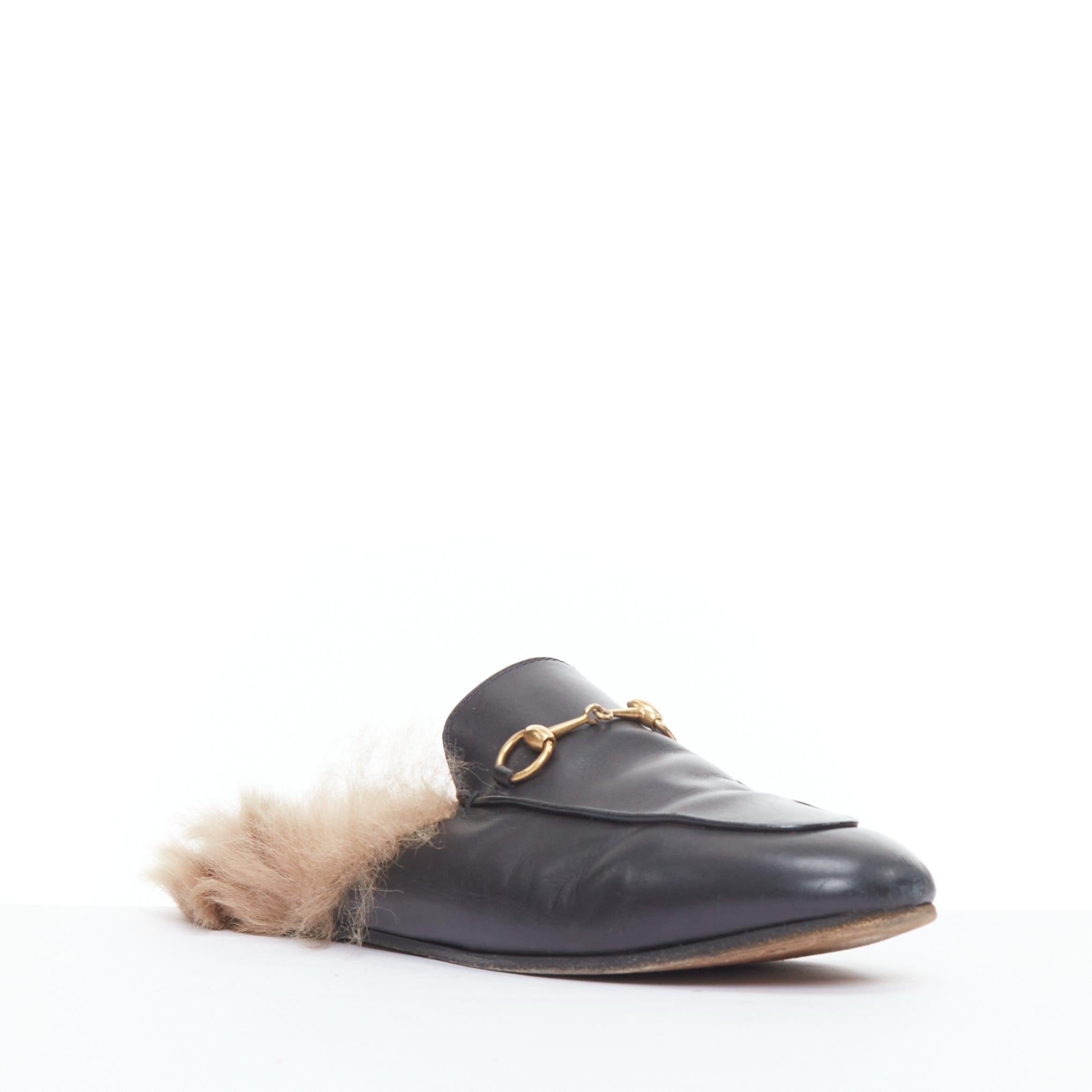 Gris Gucci Princetown mules mocassins en cuir noir doublé de fourrure Brown