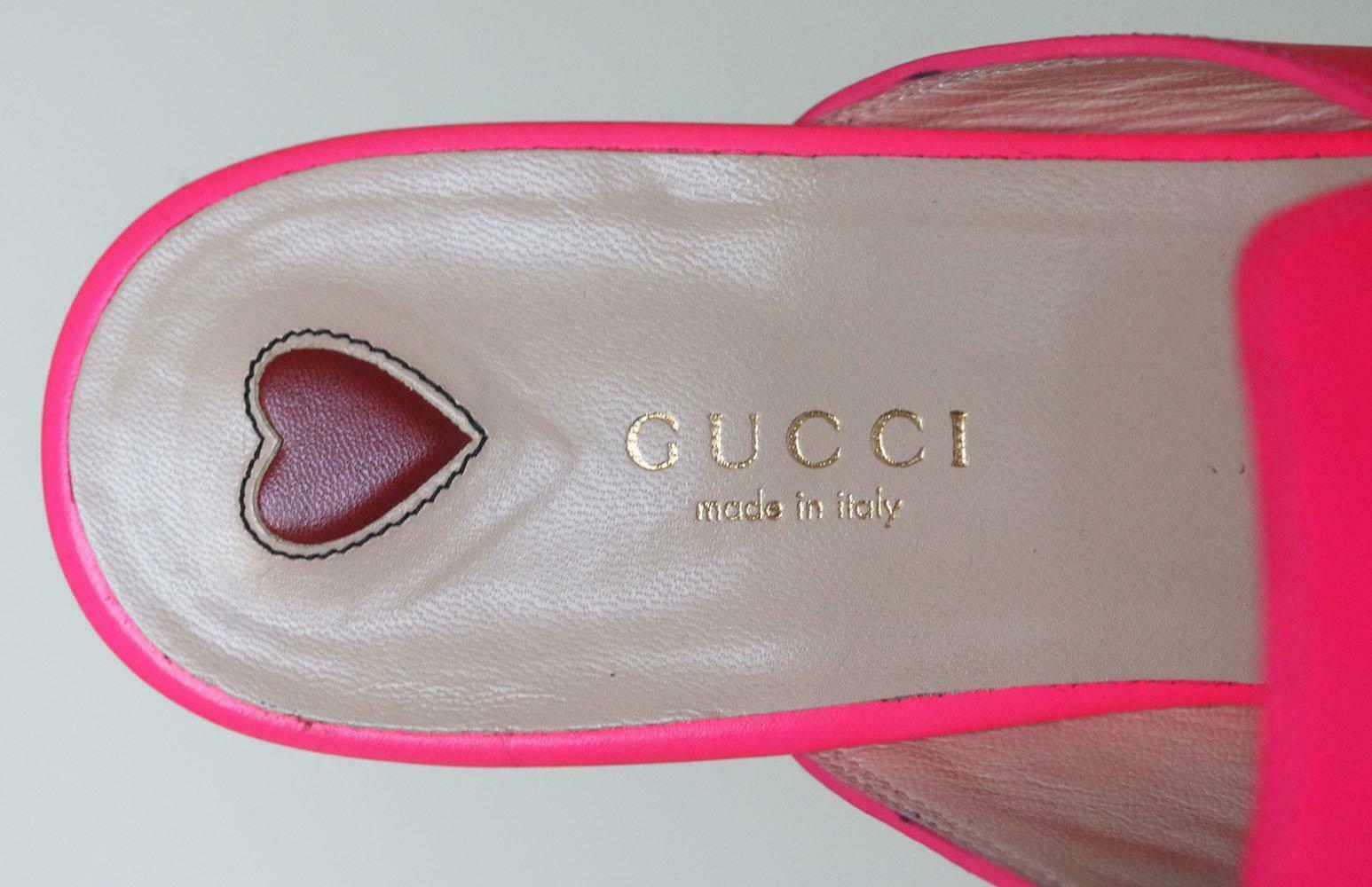 Gucci Princetown Horsebit Detailed Leather Slippers In Good Condition In London, GB