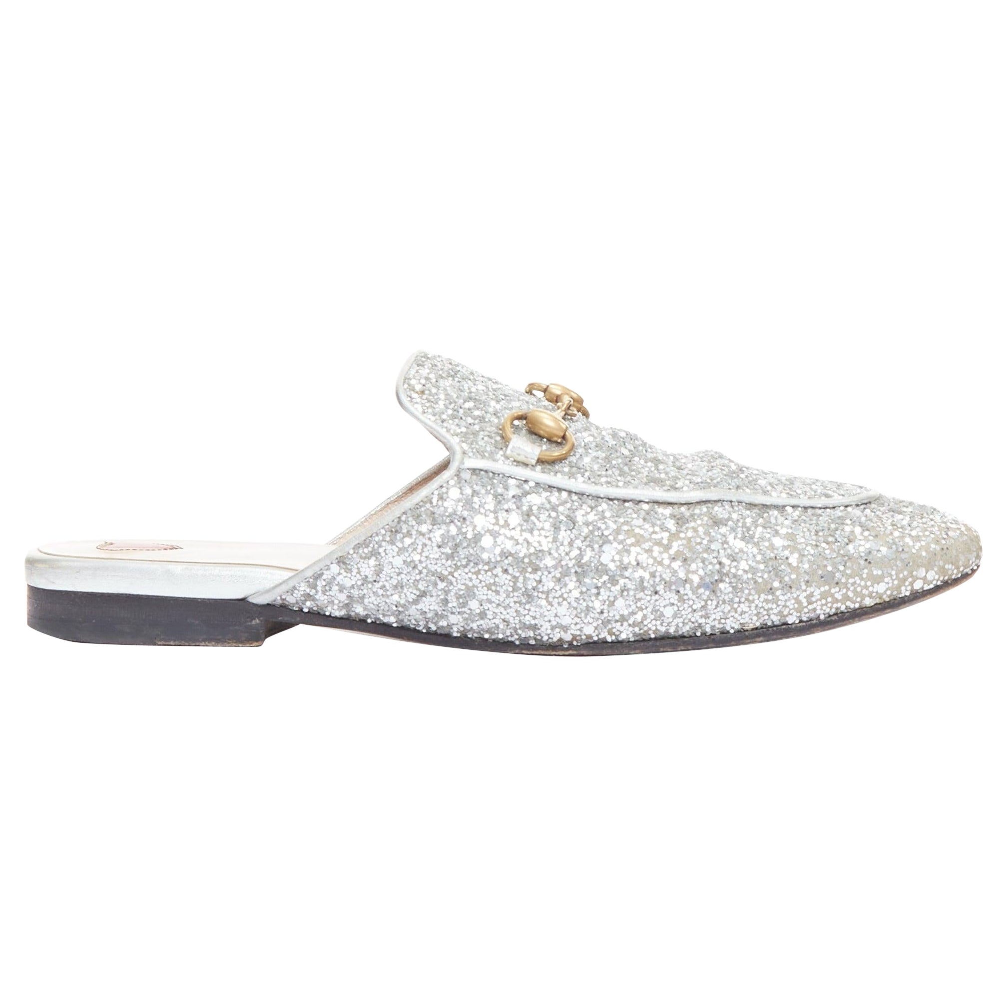GUCCI Princetown Silber Glitzer Gold Horsebit Slipper Maultiere EU36.5 im Angebot
