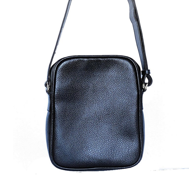 Gucci Print Messenger Black Leather Bag 523591 at 1stDibs gucci