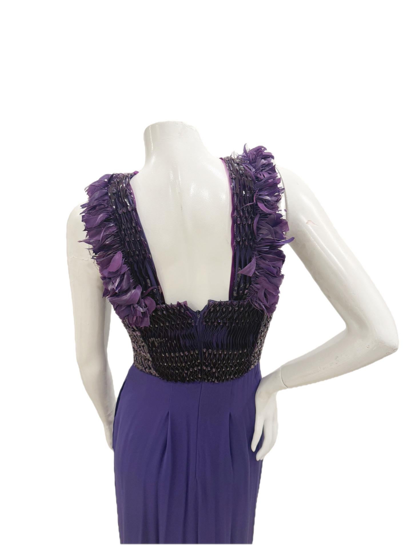 Gucci Lila Verschönertes Seidenabendkleid FW 2011-2012 IT 40 (US 4) im Angebot 4