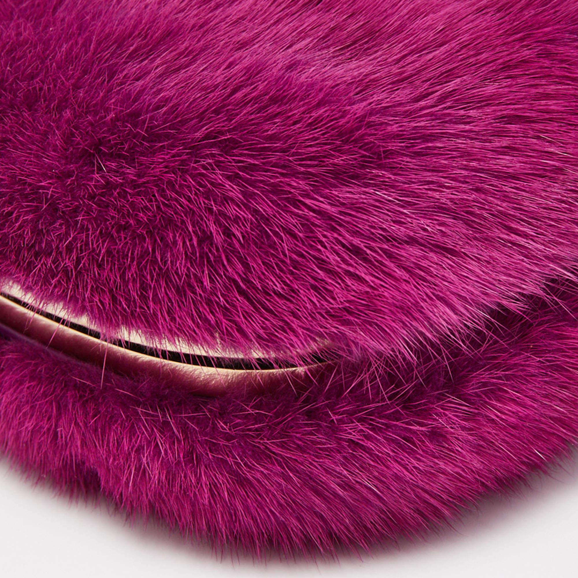Gucci Purple Fur Chain Pouch 4