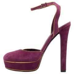 Gucci Lila/Gold Wildleder und Leder Huston Plateau-Sandalen mit Knöchelriemen Größe 38