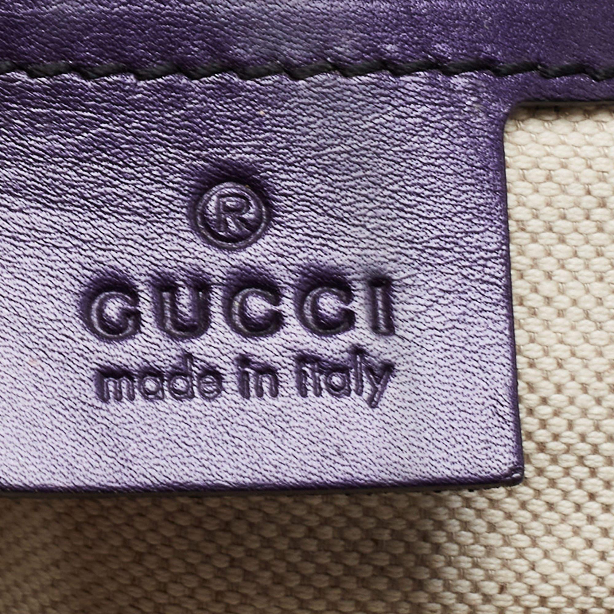 Gucci Guccissima Große Emily Kette Umhängetasche aus Lackleder im Angebot 8