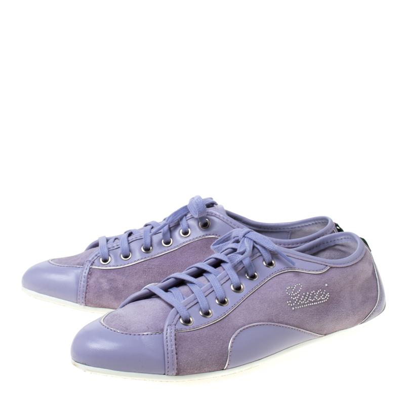 Gucci Purple Leather And Suede Lace Up Low Top Sneakers Size 38.5 In Good Condition In Dubai, Al Qouz 2