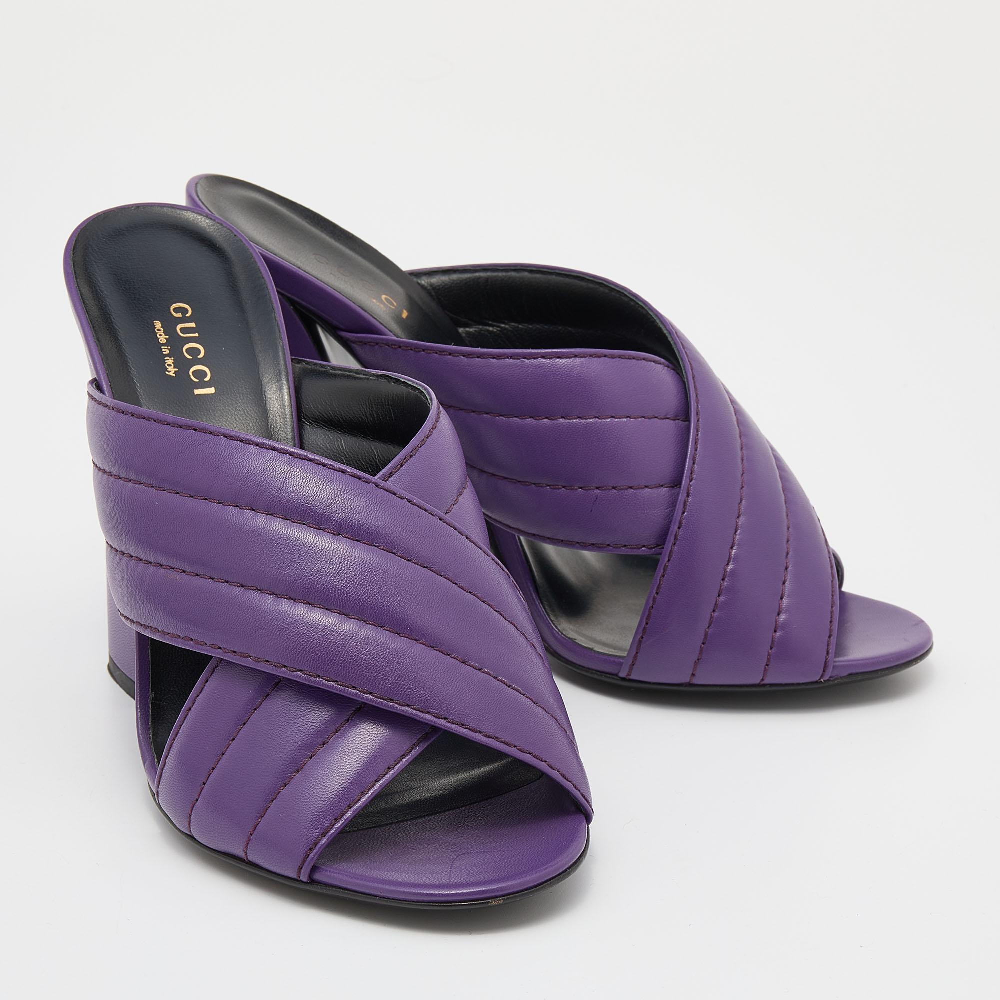 Gucci Purple Leather Crisscross Sandals Size 39 In Good Condition In Dubai, Al Qouz 2