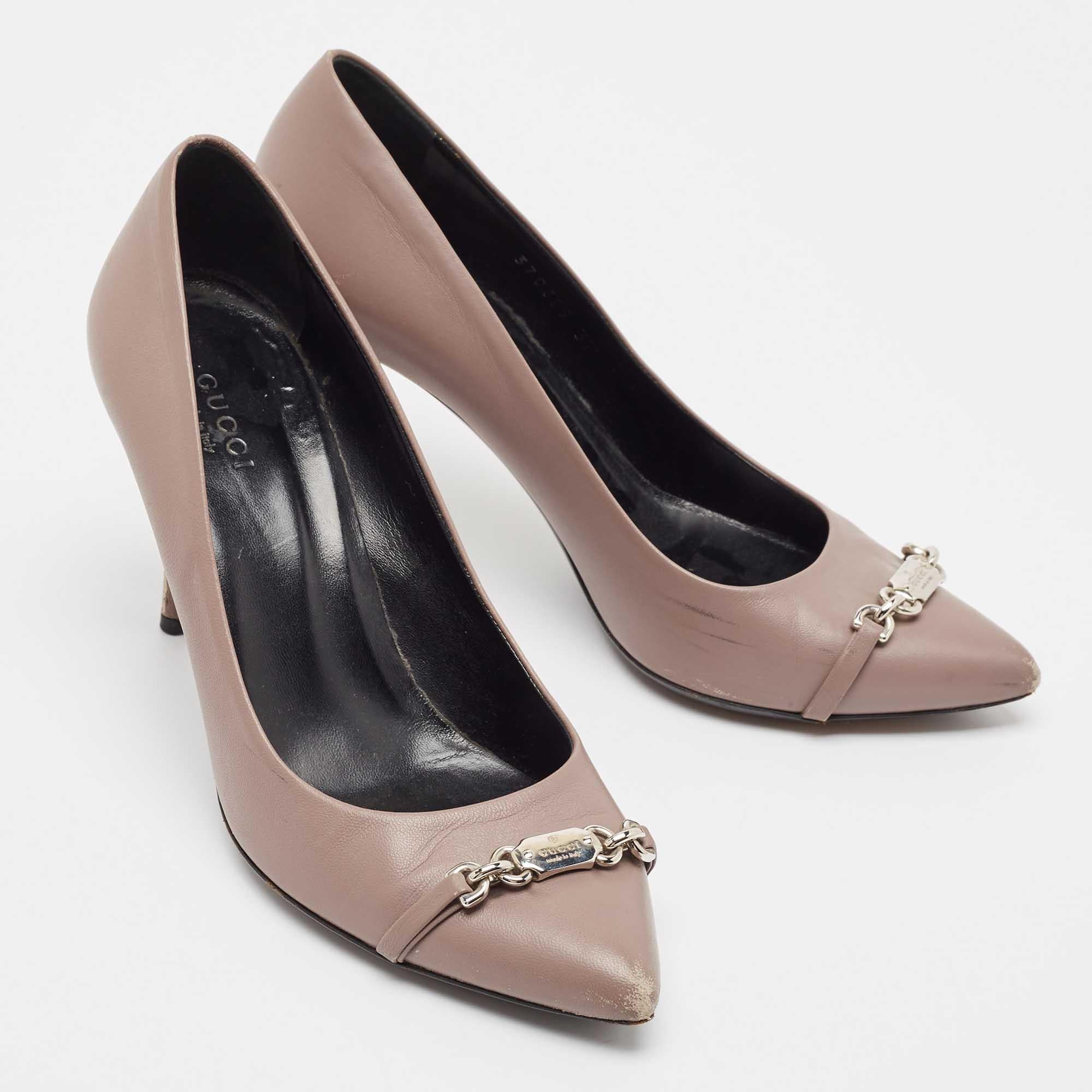 Gucci Purple Leather Molaita Pumps Size 37 In Fair Condition For Sale In Dubai, Al Qouz 2