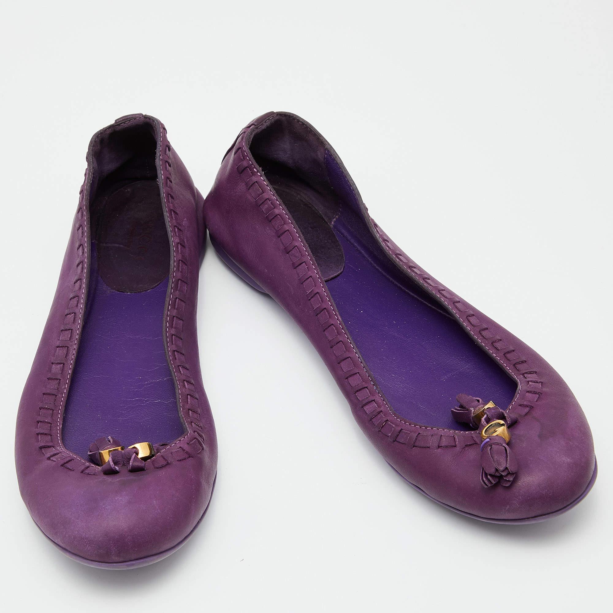 Gucci Purple Leather Tassel Ballet Flats Size 35 In Excellent Condition In Dubai, Al Qouz 2