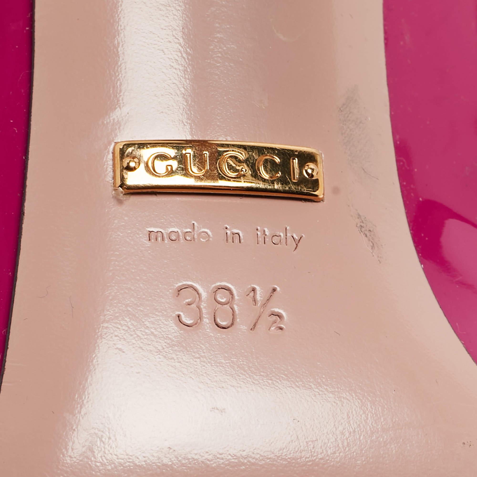 Gucci Purple Patent Horsebit Round Toe Pumps Size 38.5 In Good Condition For Sale In Dubai, Al Qouz 2