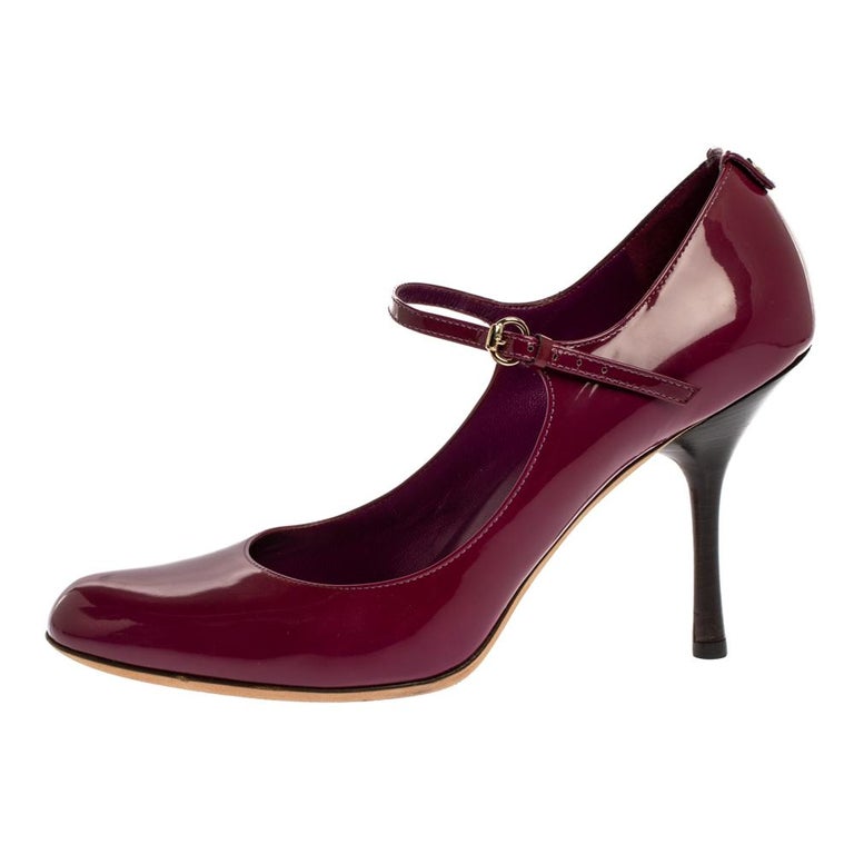 Gucci Purple Patent Leather Mary Jane Pumps Size 40 at 1stDibs